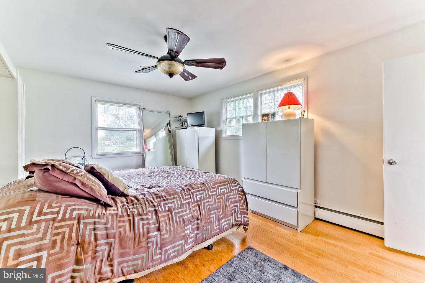 LONG MEADOWS - Residential