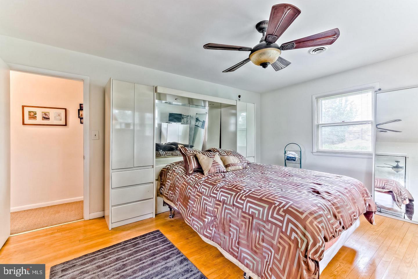 LONG MEADOWS - Residential