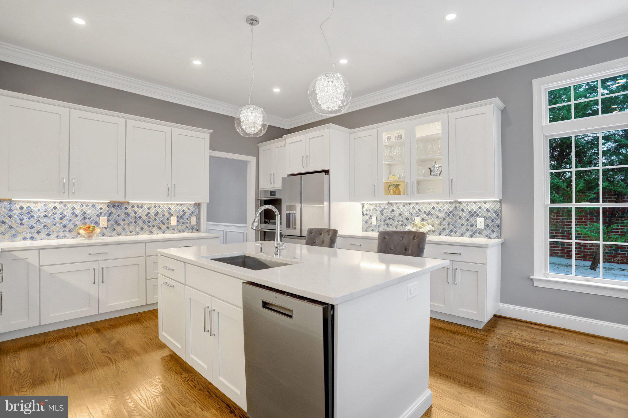 BERKSHIRE OAKWOOD - Residential