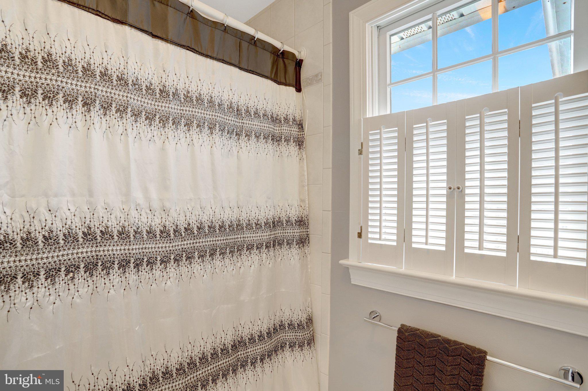 BERKSHIRE OAKWOOD - Residential