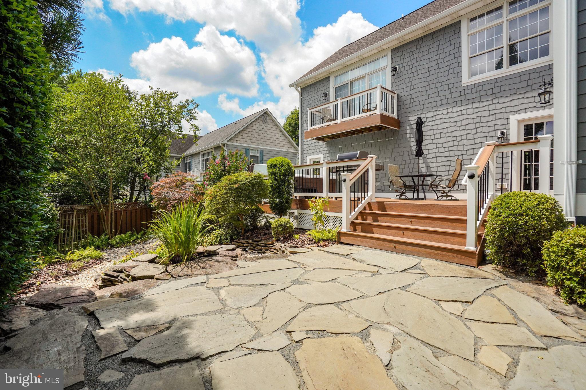 BERKSHIRE OAKWOOD - Residential