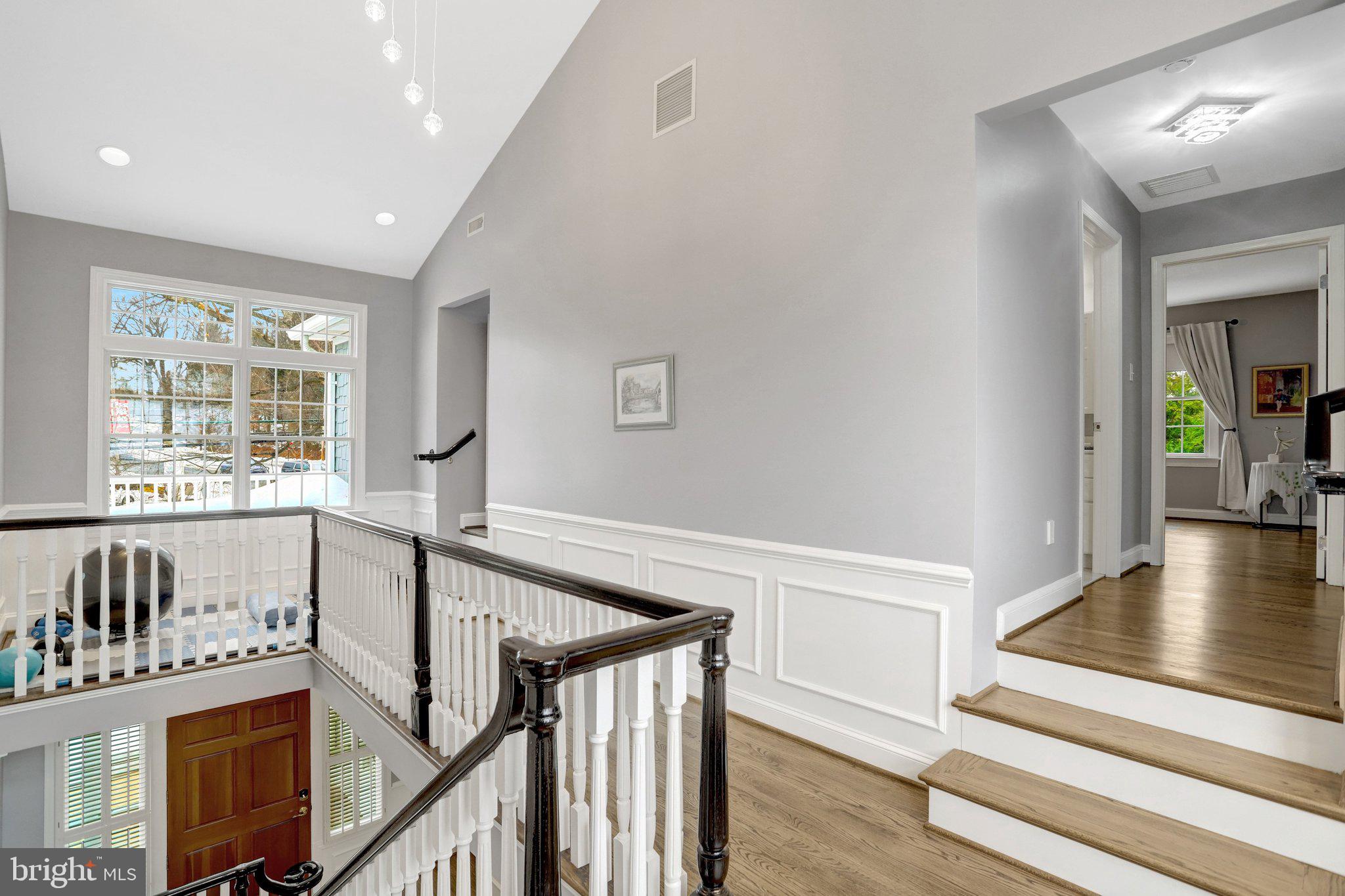 BERKSHIRE OAKWOOD - Residential