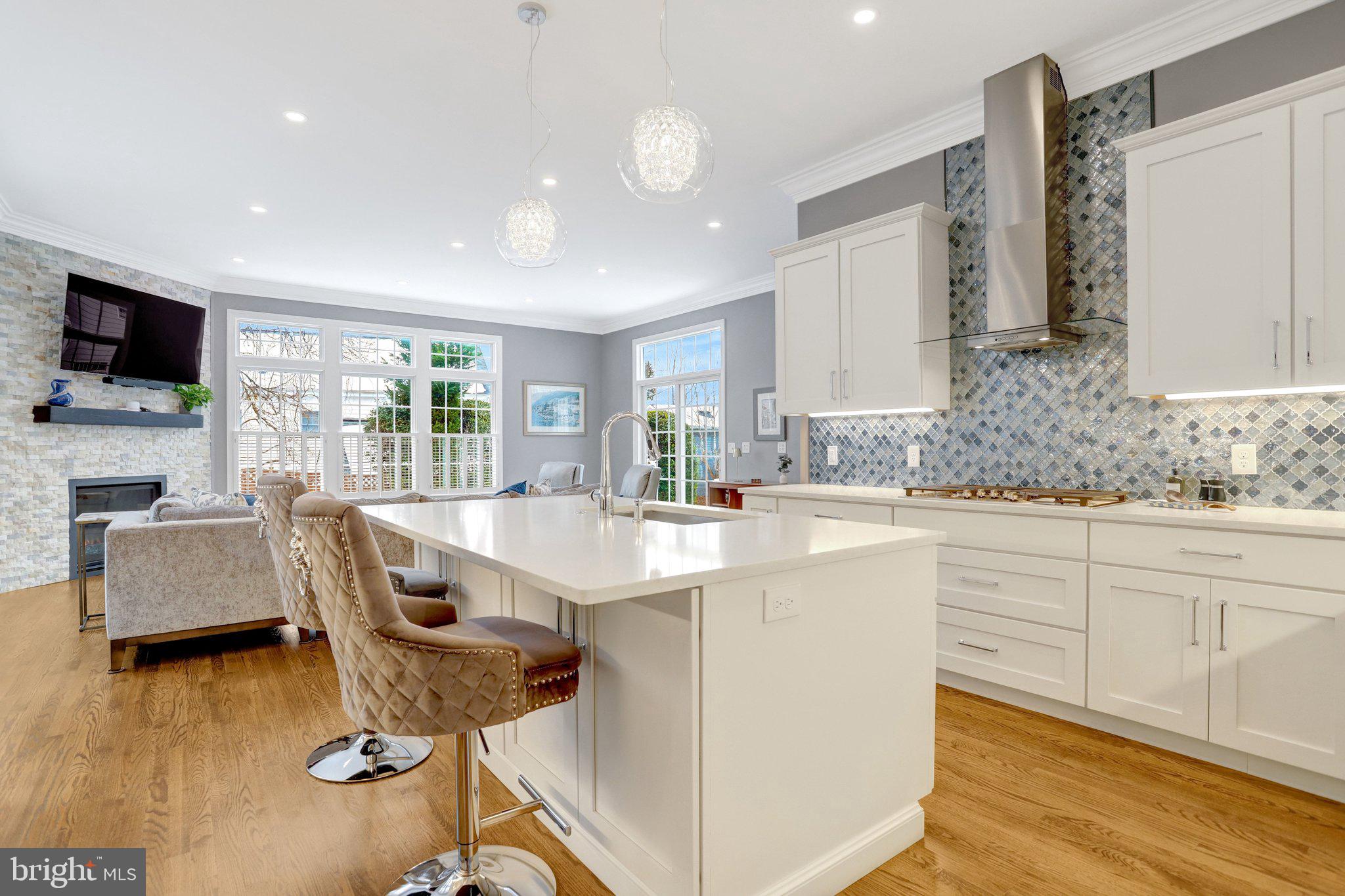 BERKSHIRE OAKWOOD - Residential