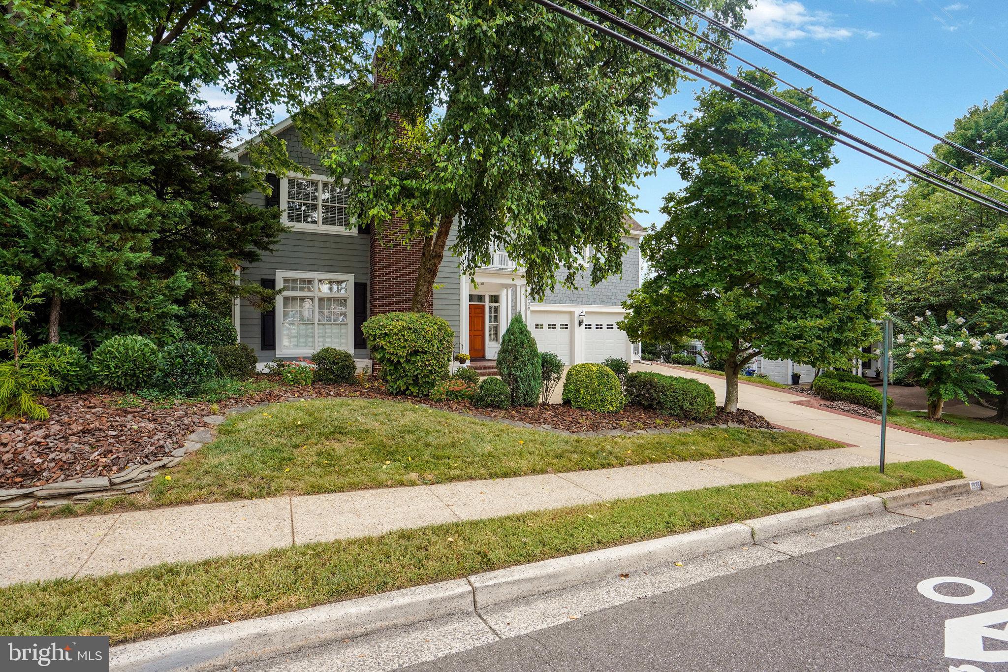 BERKSHIRE OAKWOOD - Residential