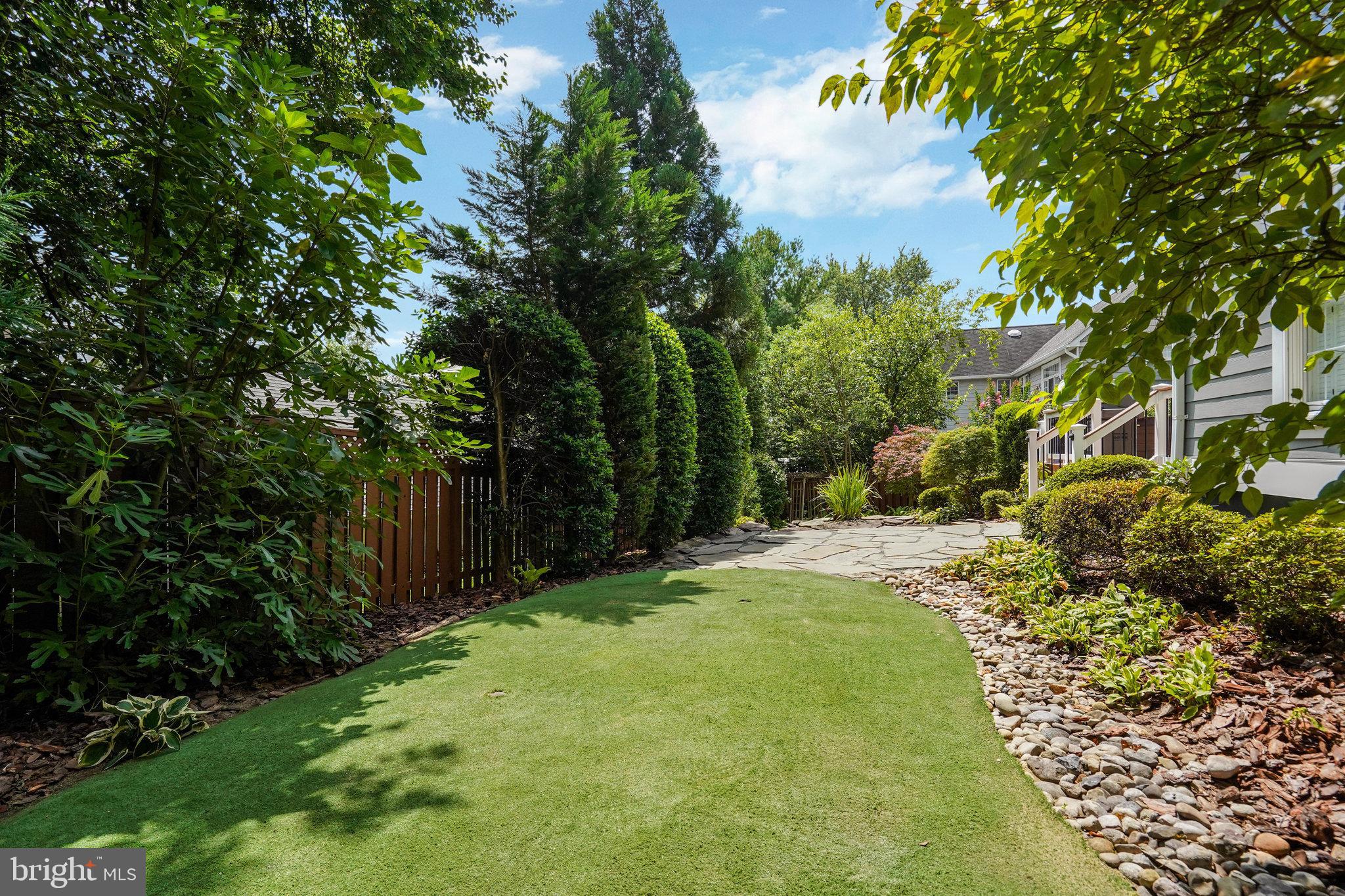 BERKSHIRE OAKWOOD - Residential