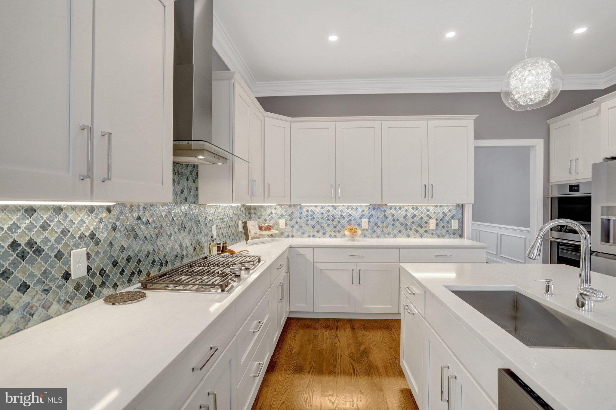 BERKSHIRE OAKWOOD - Residential