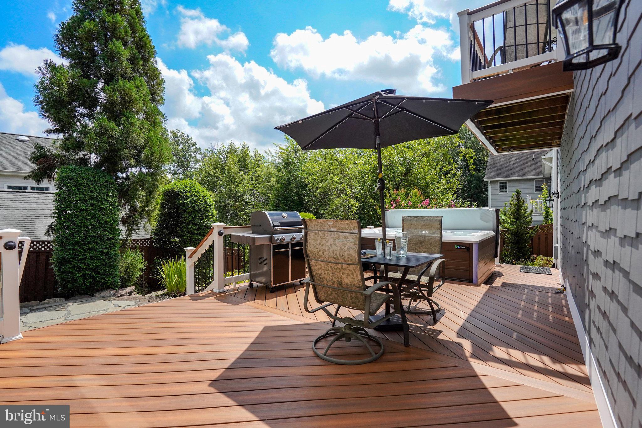 BERKSHIRE OAKWOOD - Residential