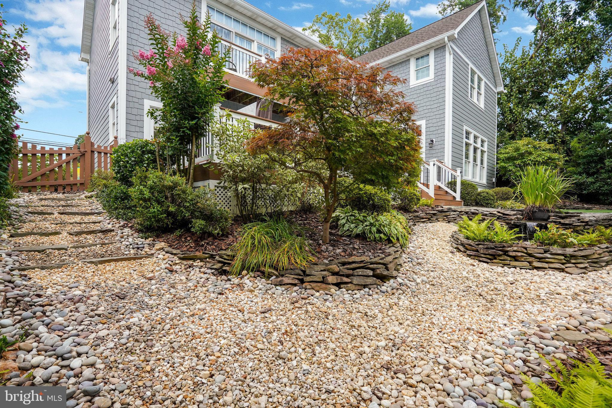 BERKSHIRE OAKWOOD - Residential