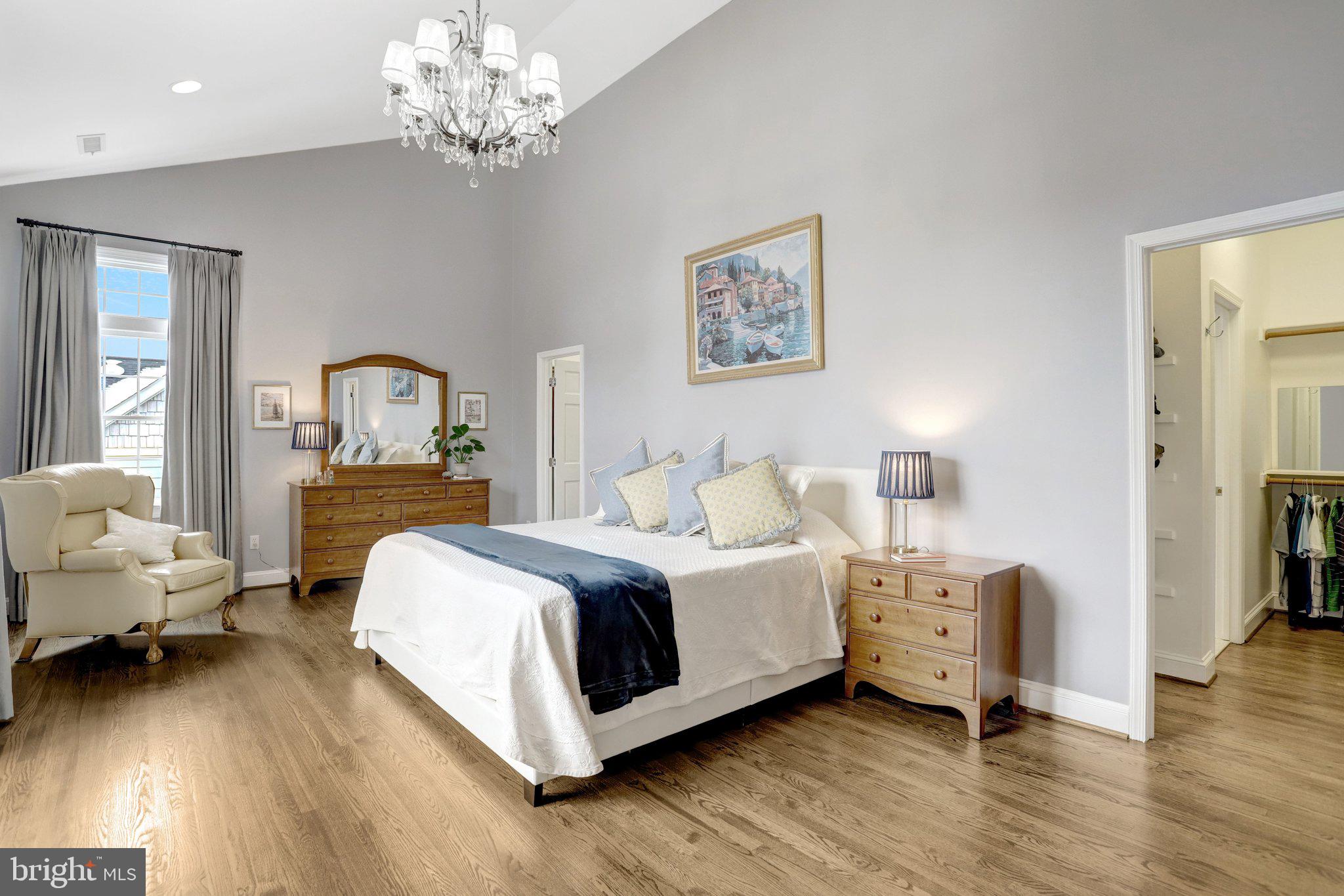 BERKSHIRE OAKWOOD - Residential