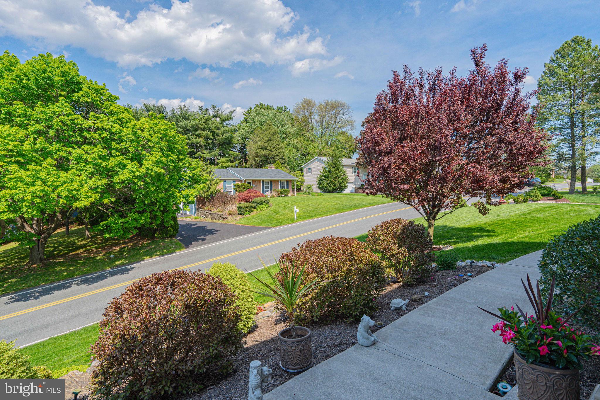 CLEARVIEW MANOR - Residential