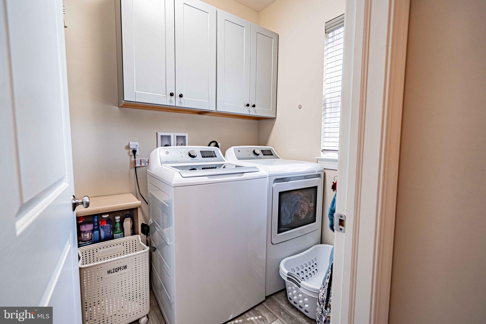 CLEARVIEW MANOR - Residential