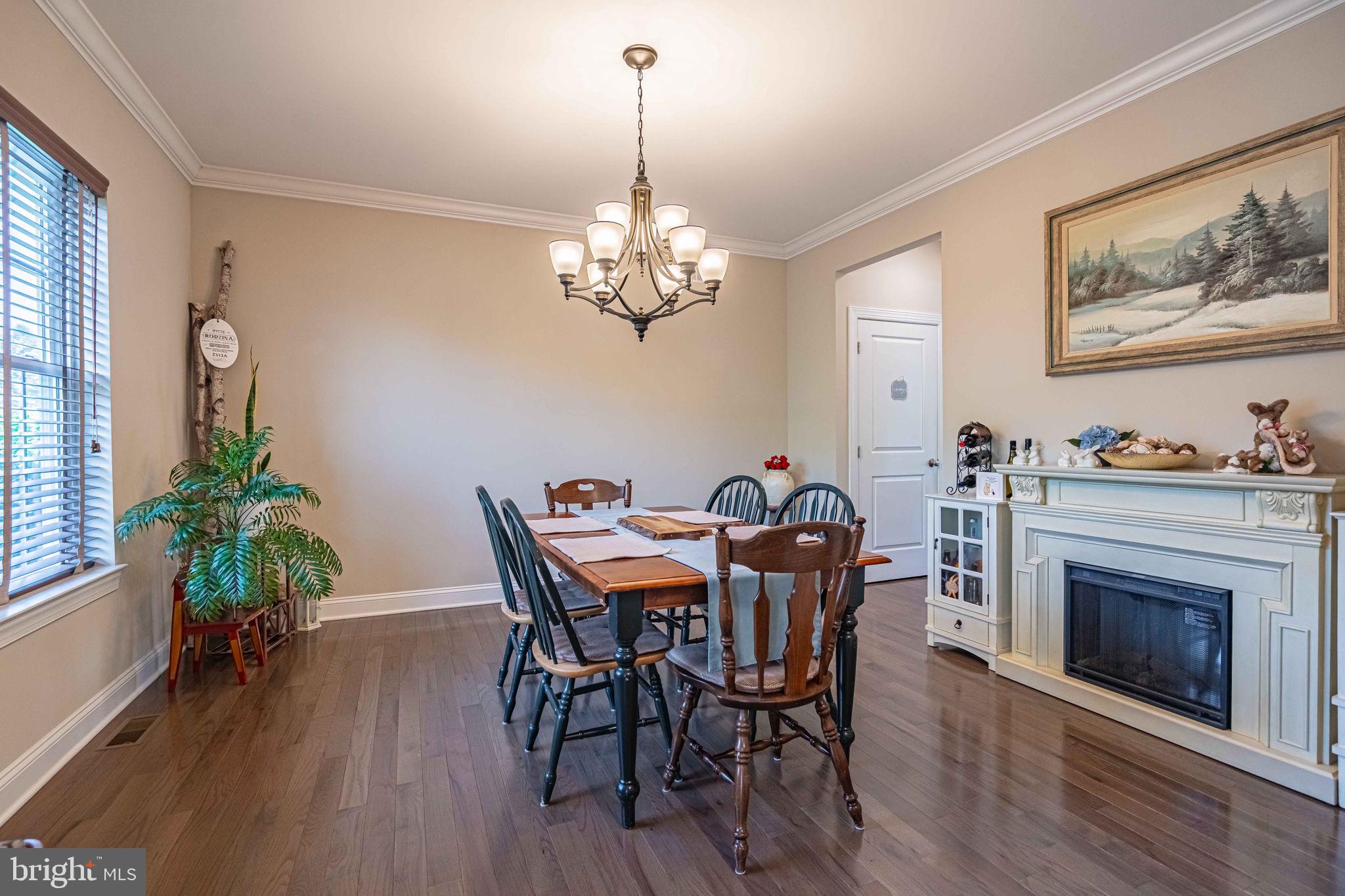 CLEARVIEW MANOR - Residential