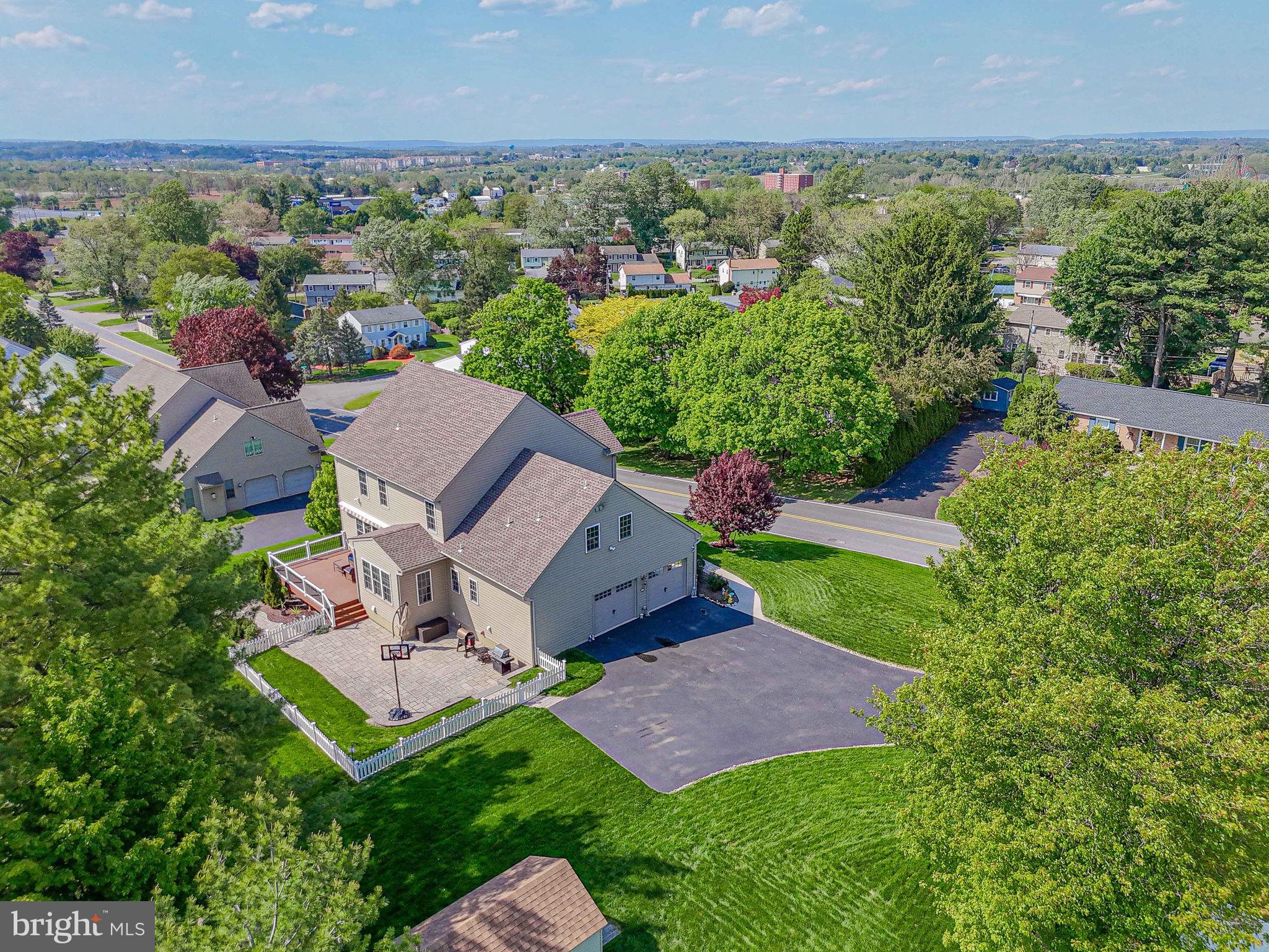 CLEARVIEW MANOR - Residential