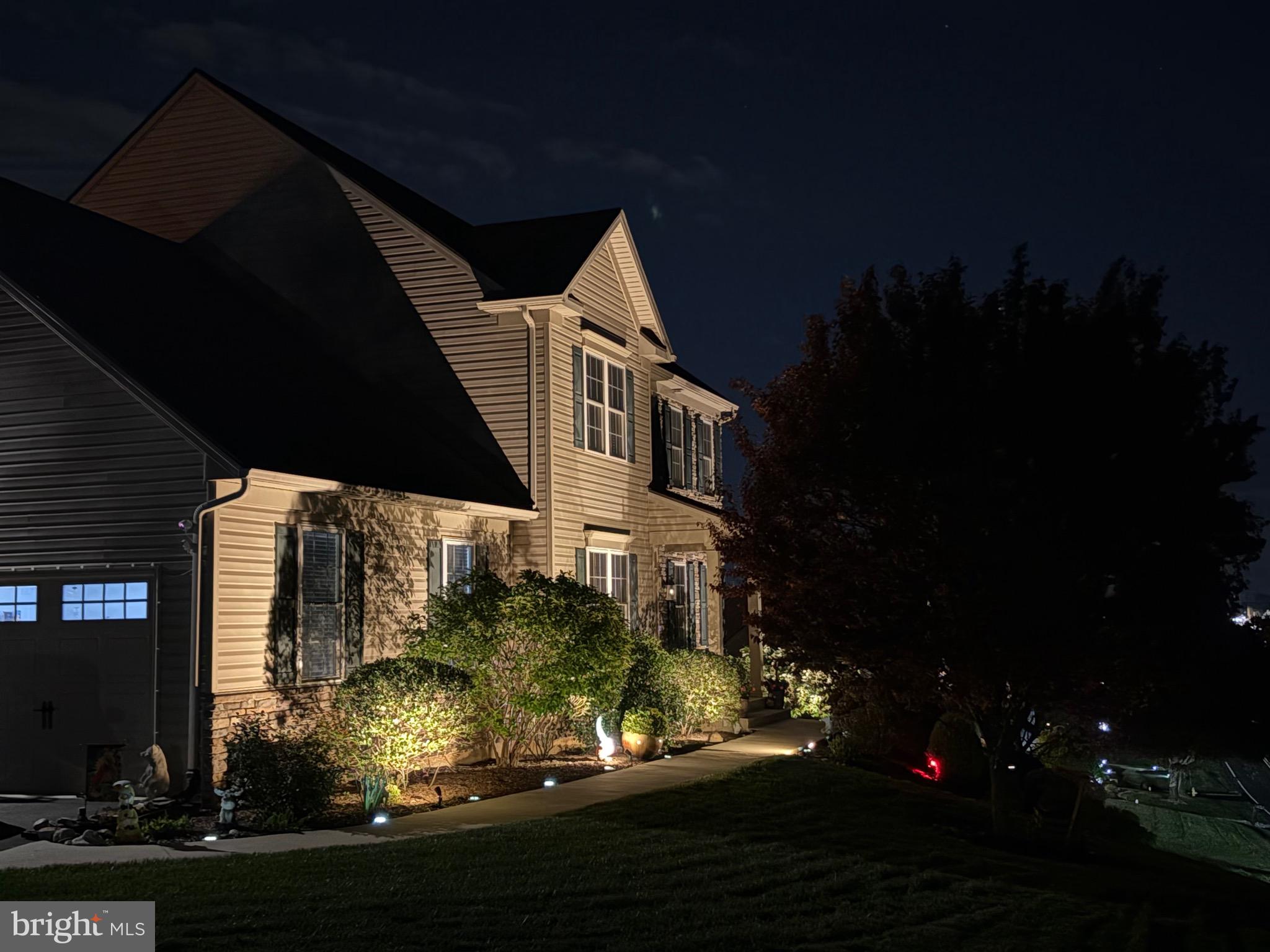 CLEARVIEW MANOR - Residential
