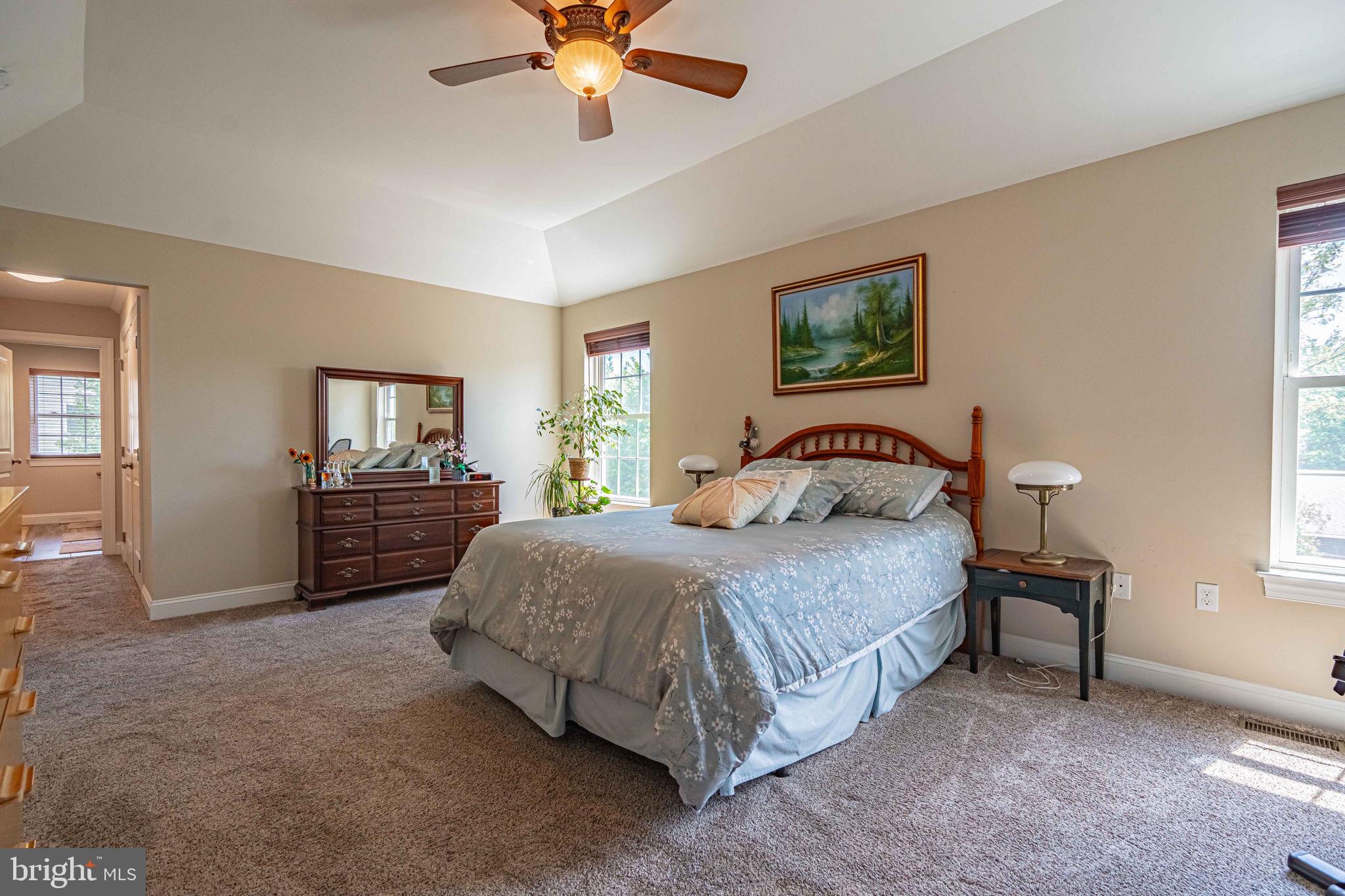 CLEARVIEW MANOR - Residential