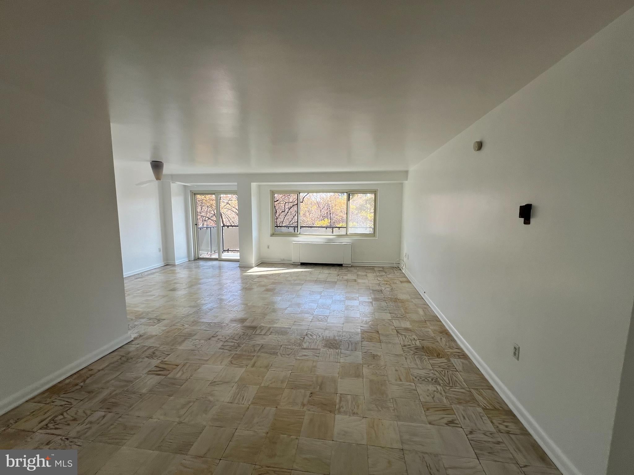 4201 CATHEDRAL AVENUE NW 813E