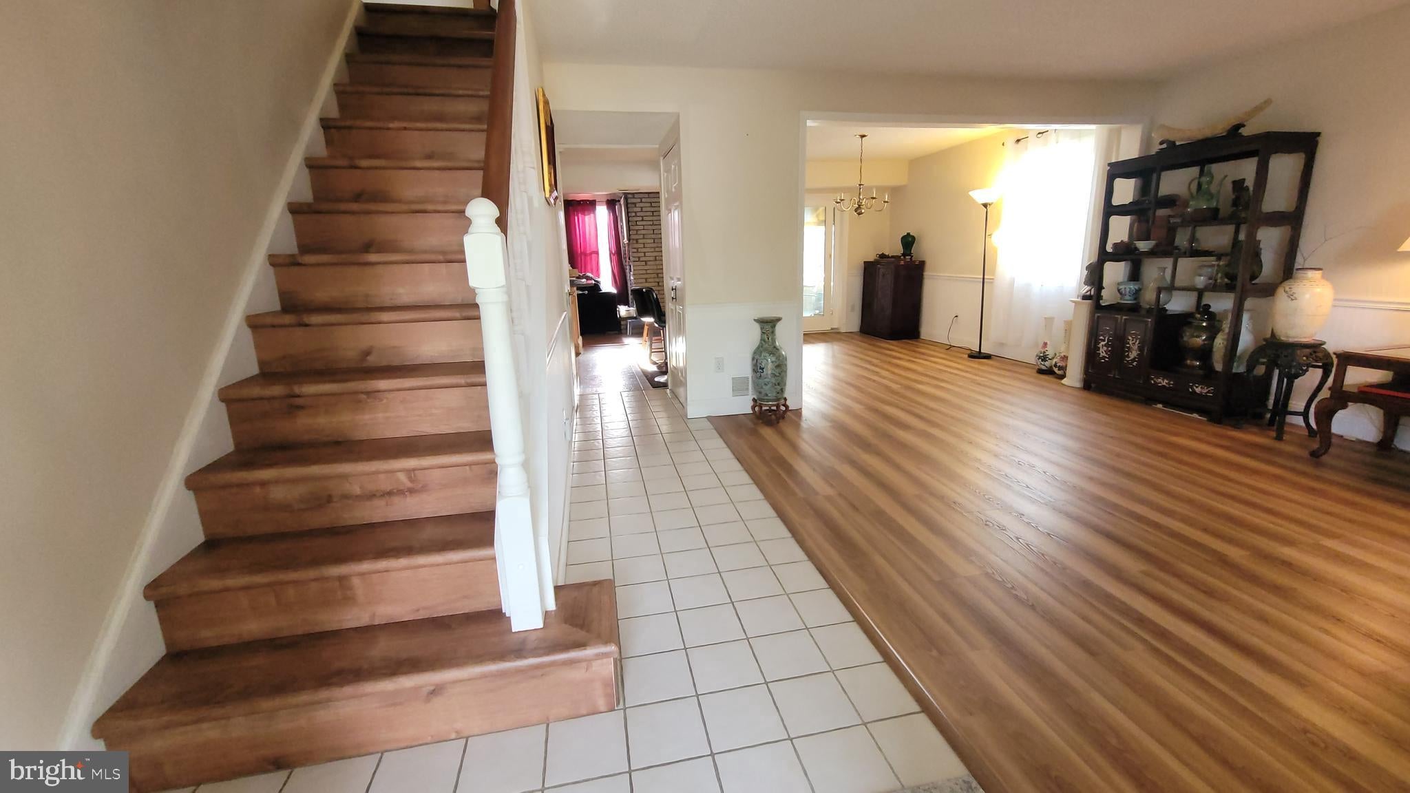6433 LENOX COURT