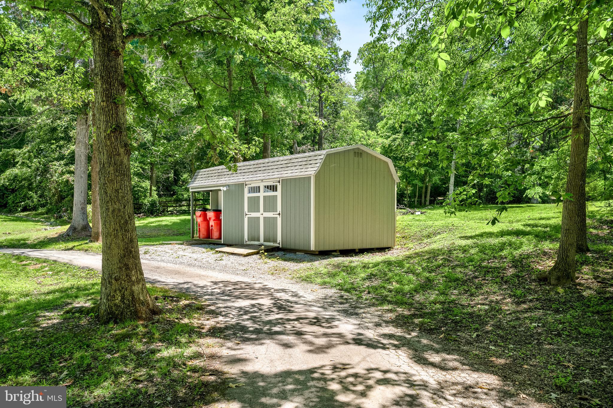 SHANNONDALE - Residential