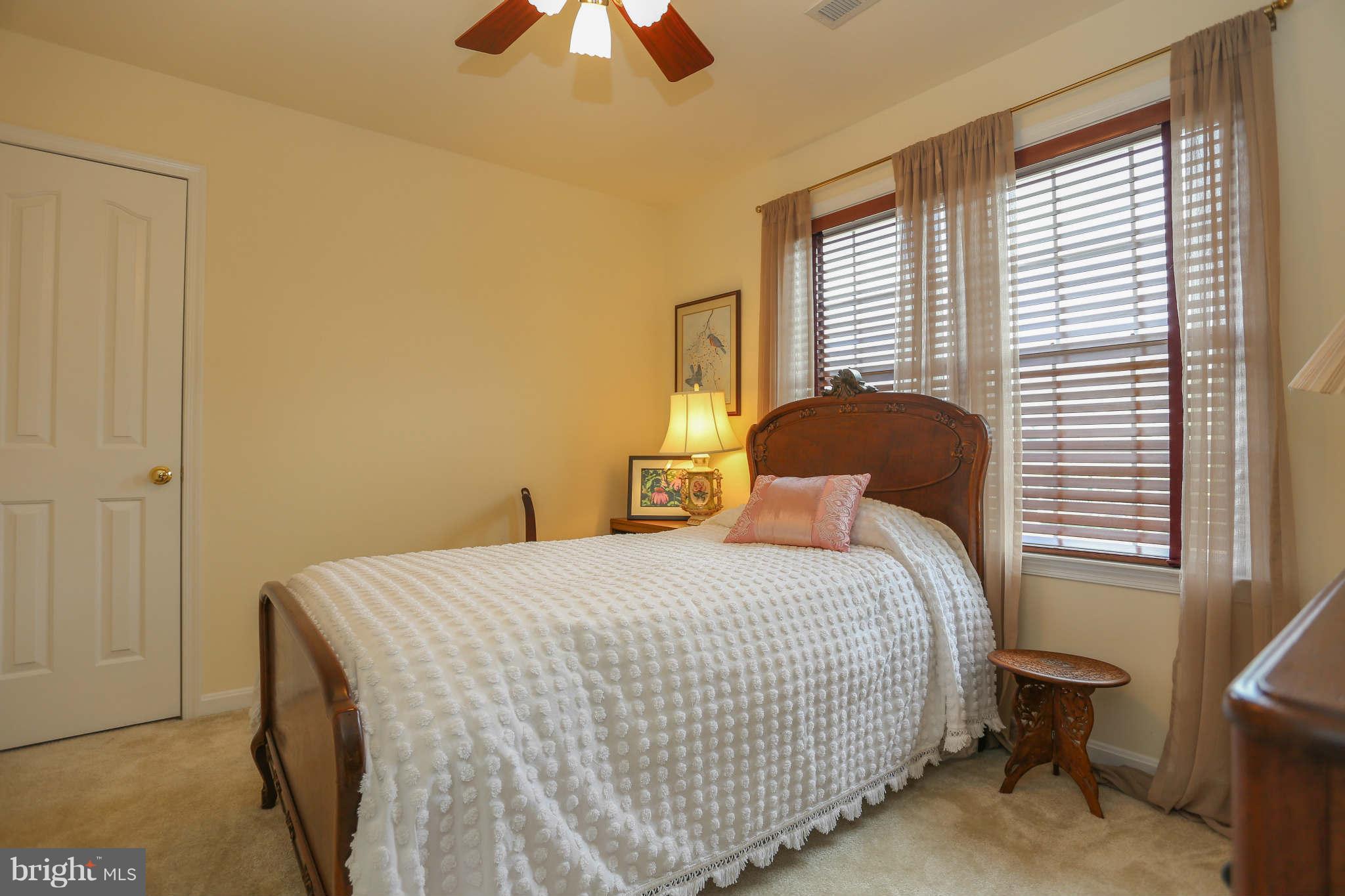 LEE'S HILL GRANDSTAFF NO - Residential