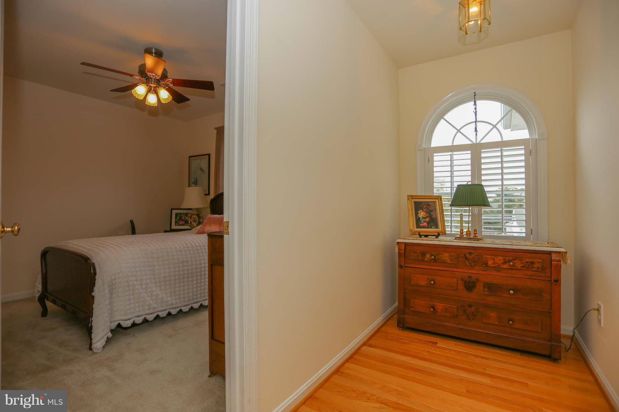 LEE'S HILL GRANDSTAFF NO - Residential