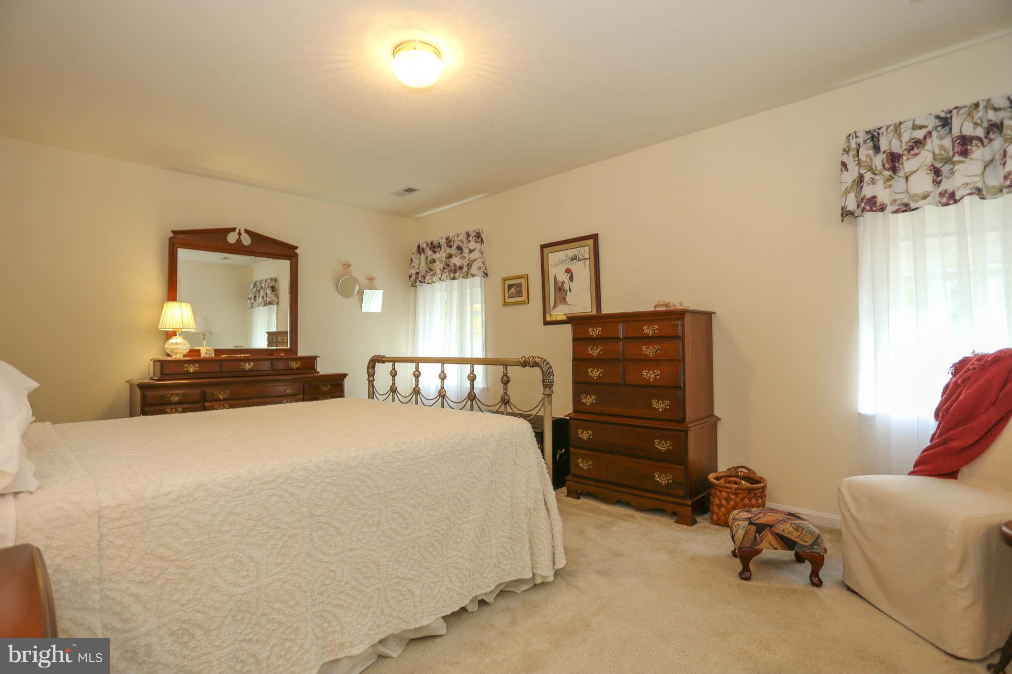 LEE'S HILL GRANDSTAFF NO - Residential