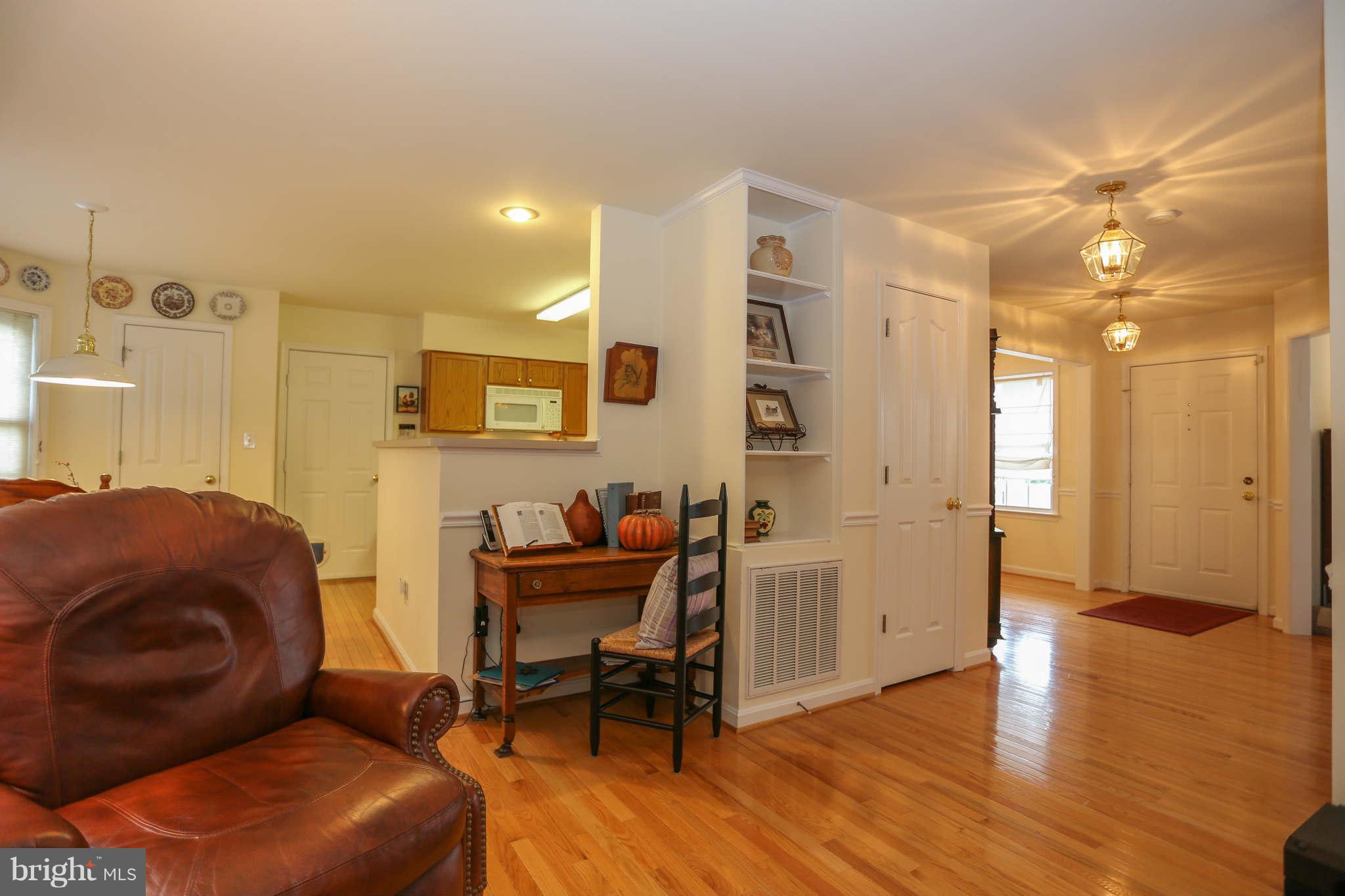 LEE'S HILL GRANDSTAFF NO - Residential