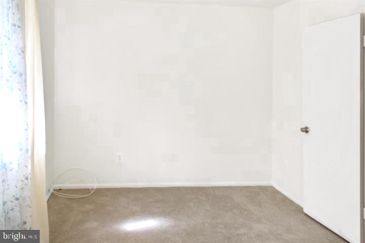 OAK MANOR TWN HSE CONDO - Residential