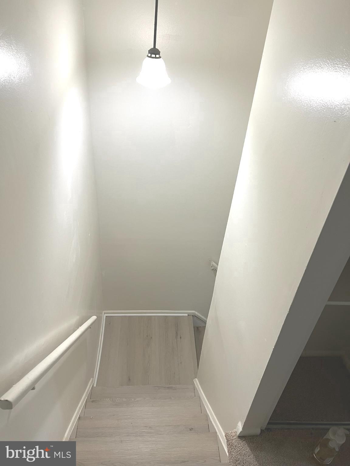 OAK MANOR TWN HSE CONDO - Residential