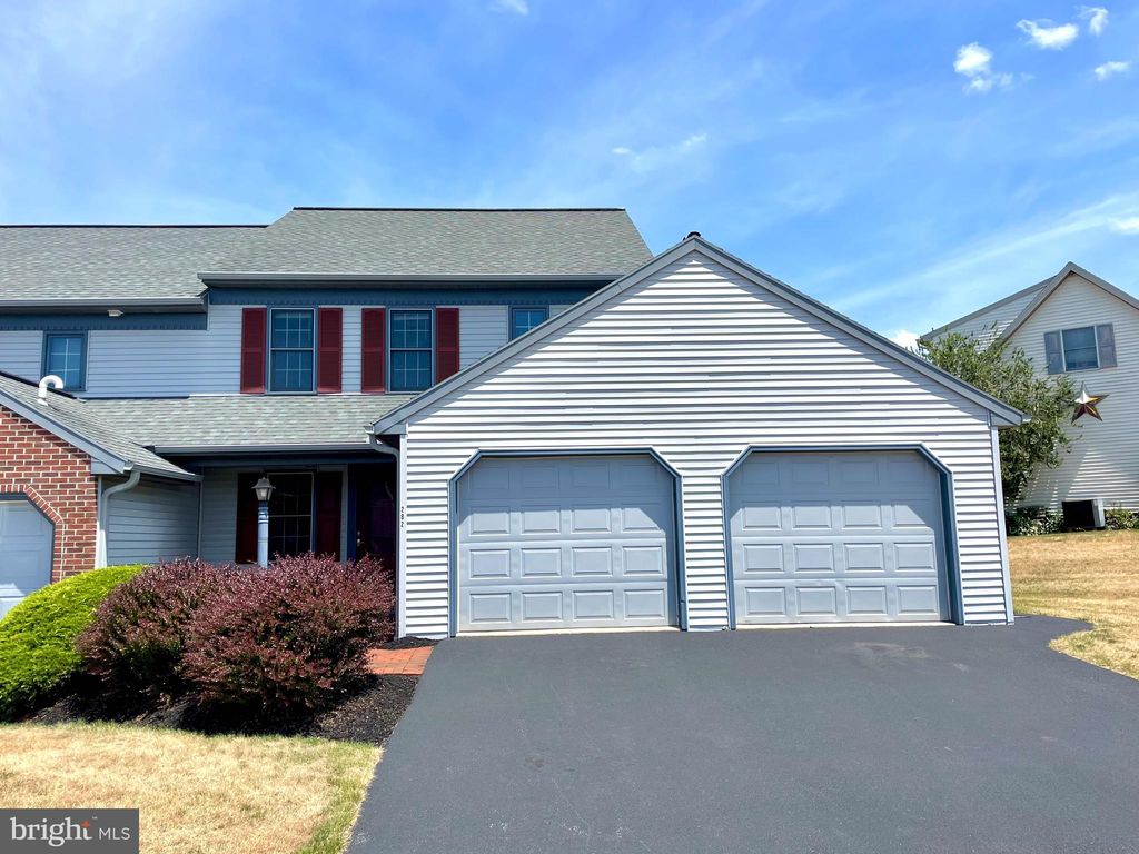Photo of 282 Sand Court, Ephrata, PA 17522 (MLS # PALA2053376)