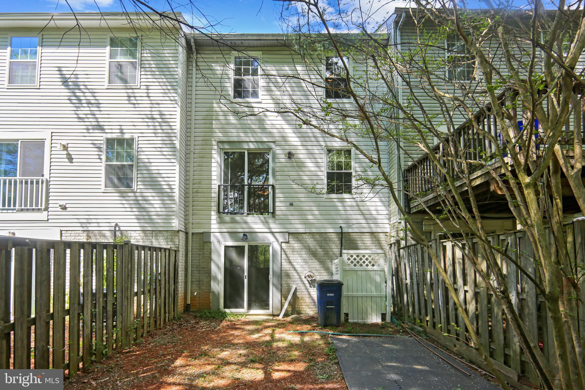 QUINCE ORCHARD ESTATES - Residential Lease