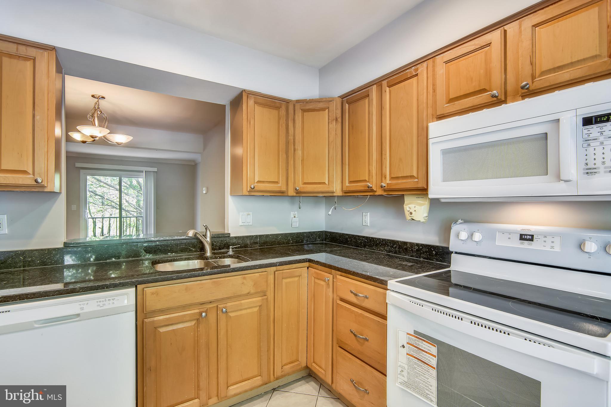 QUINCE ORCHARD ESTATES - Residential Lease