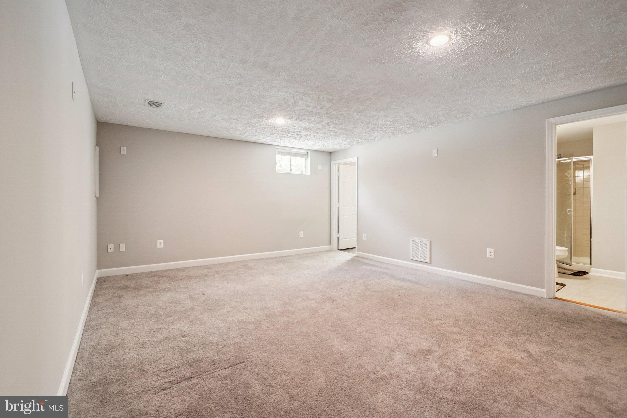 LAKE RIDGE - SPRINGWOODS - Residential