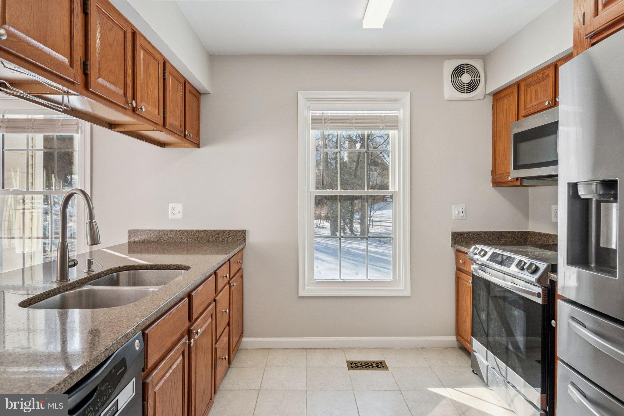 LAKE RIDGE - SPRINGWOODS - Residential