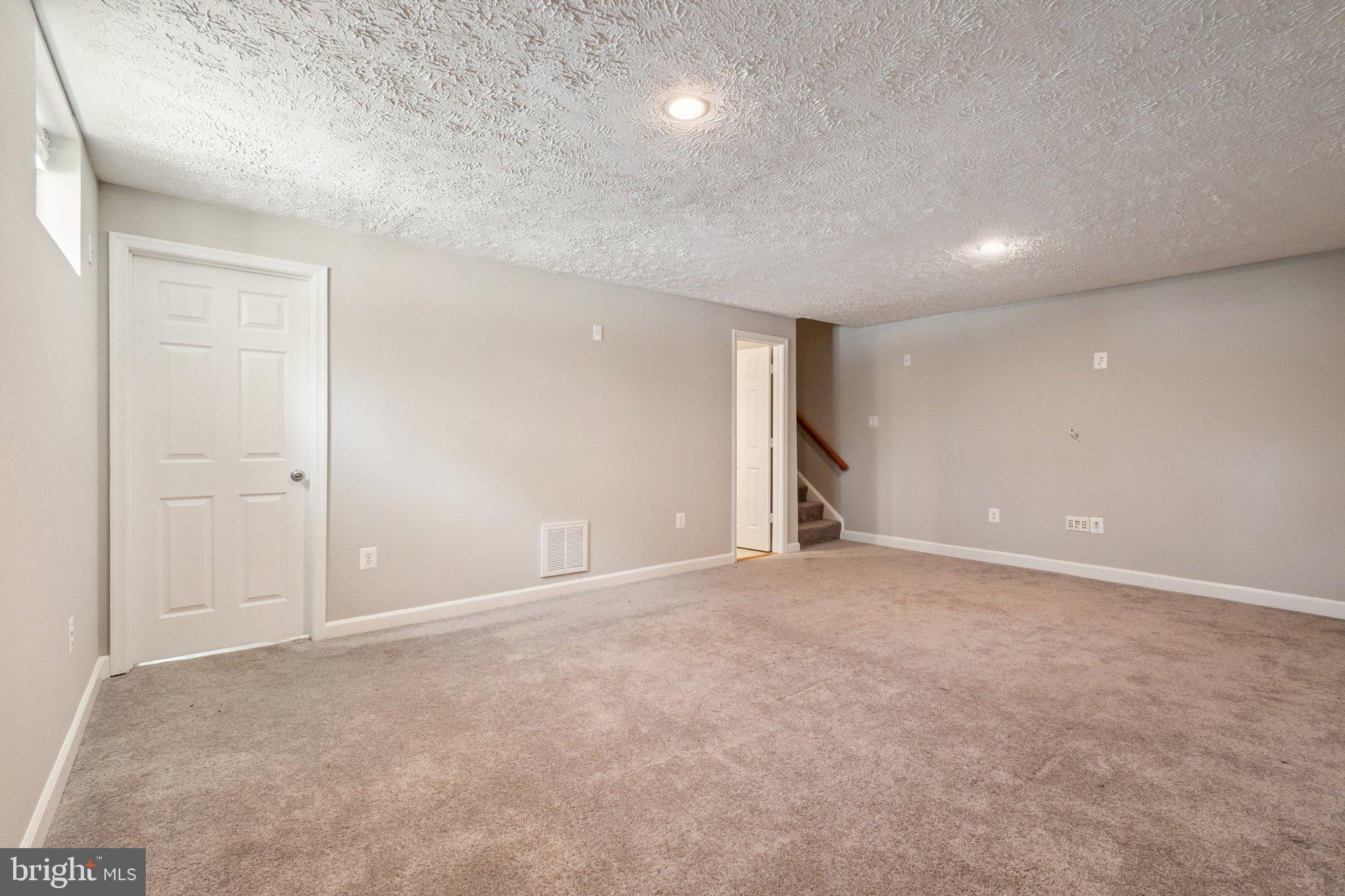 LAKE RIDGE - SPRINGWOODS - Residential