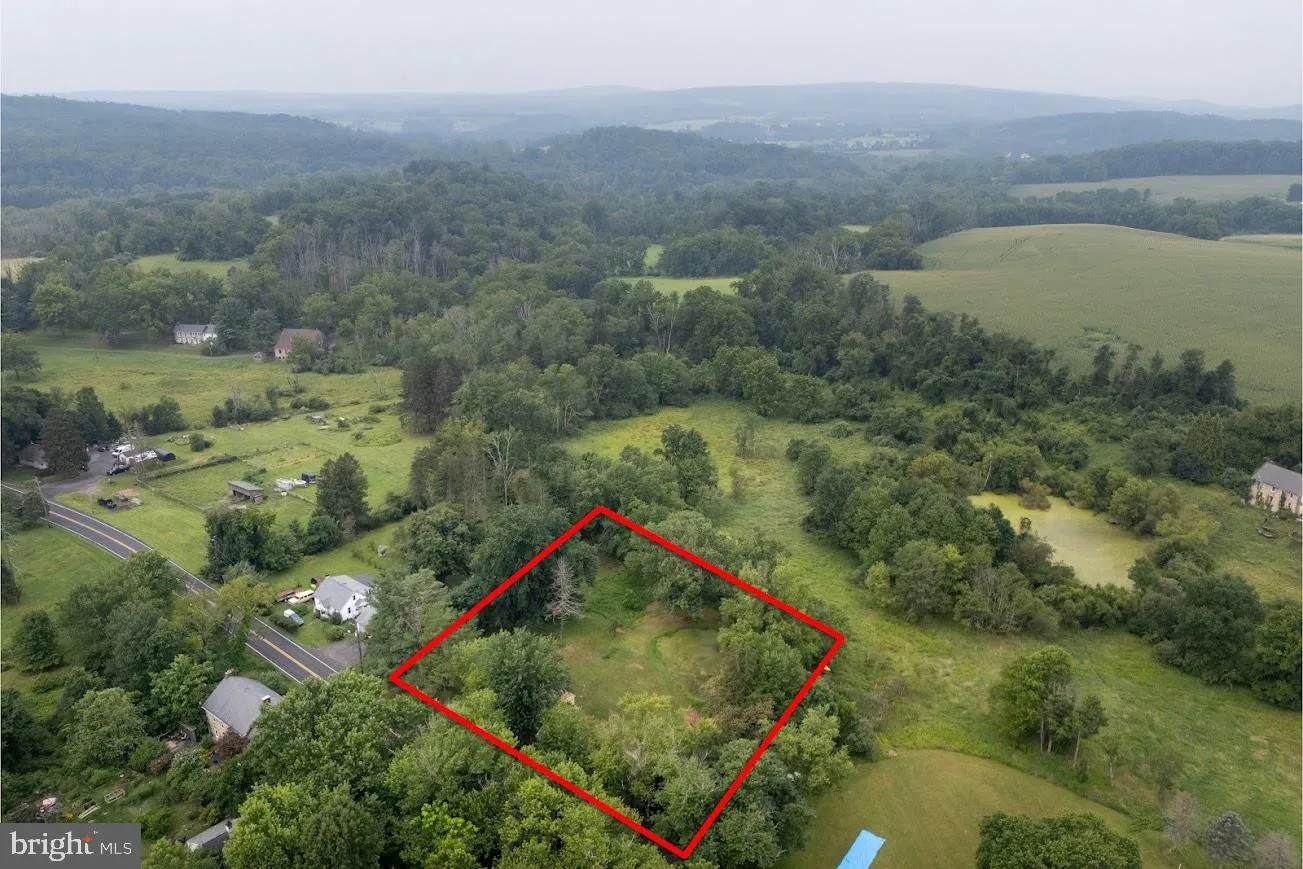 Riegelsville, Pennsylvania 18077, United States, 4 Bedrooms Bedrooms, ,2 BathroomsBathrooms,Residential,Active,169979