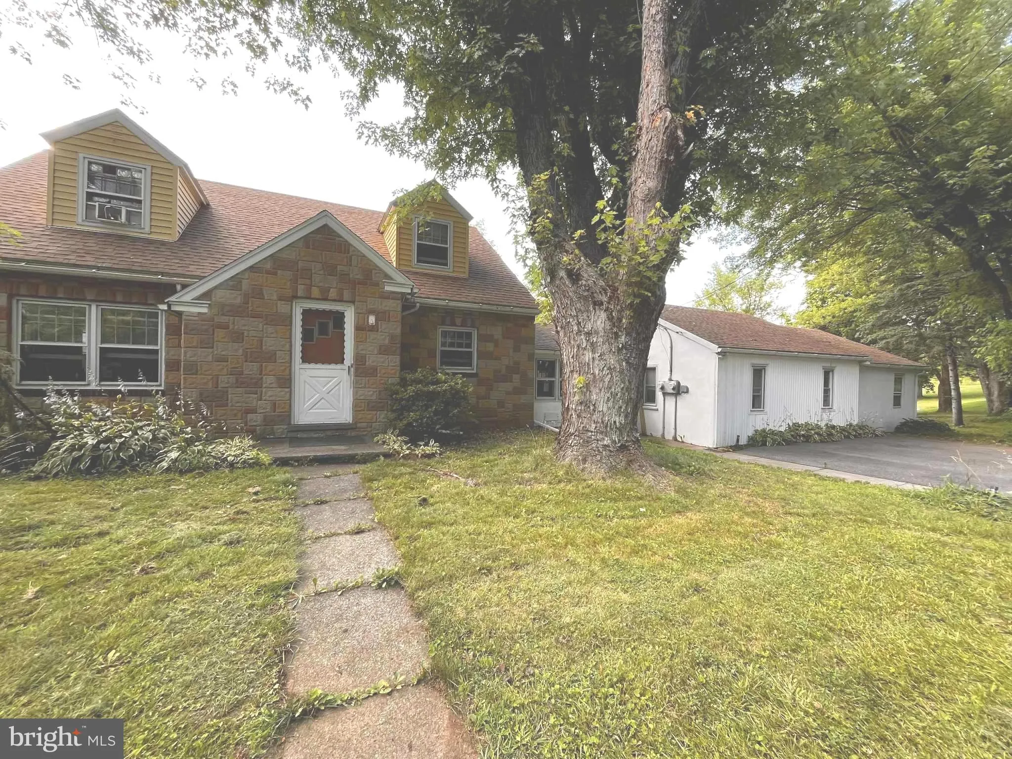 Riegelsville, Pennsylvania 18077, United States, 4 Bedrooms Bedrooms, ,2 BathroomsBathrooms,Residential,Active,169979