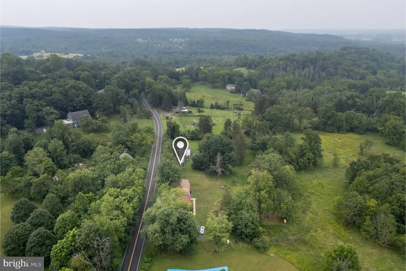 Riegelsville, Pennsylvania 18077, United States, 4 Bedrooms Bedrooms, ,2 BathroomsBathrooms,Residential,Active,169979