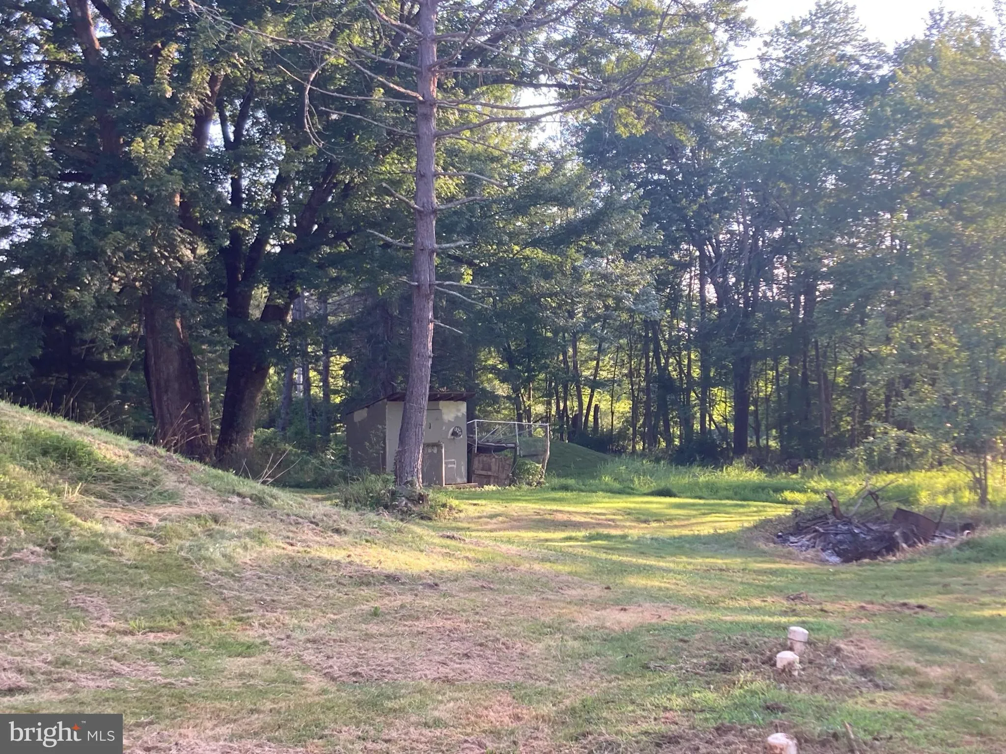 Riegelsville, Pennsylvania 18077, United States, 4 Bedrooms Bedrooms, ,2 BathroomsBathrooms,Residential,Active,169979