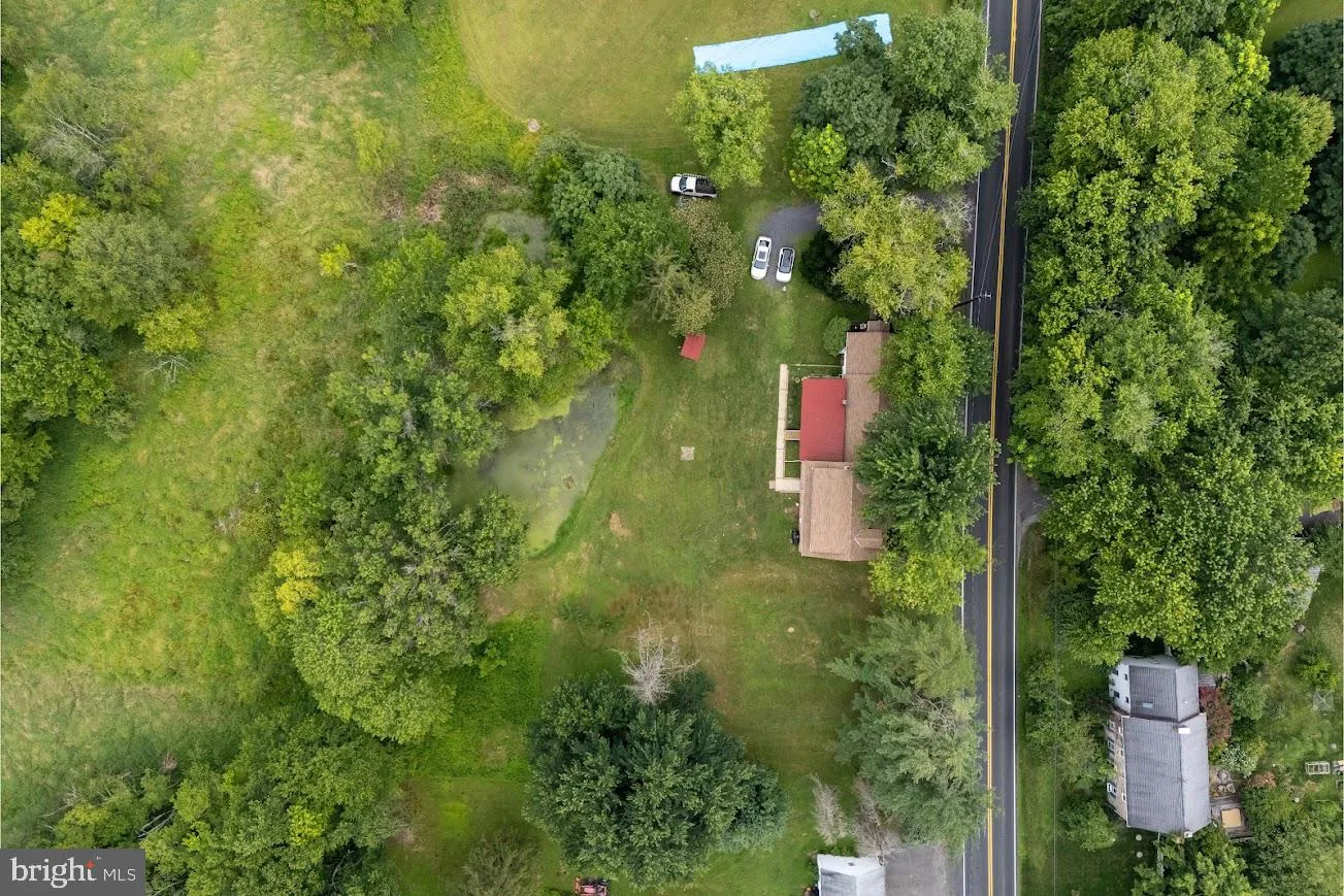 Riegelsville, Pennsylvania 18077, United States, 4 Bedrooms Bedrooms, ,2 BathroomsBathrooms,Residential,Active,169979