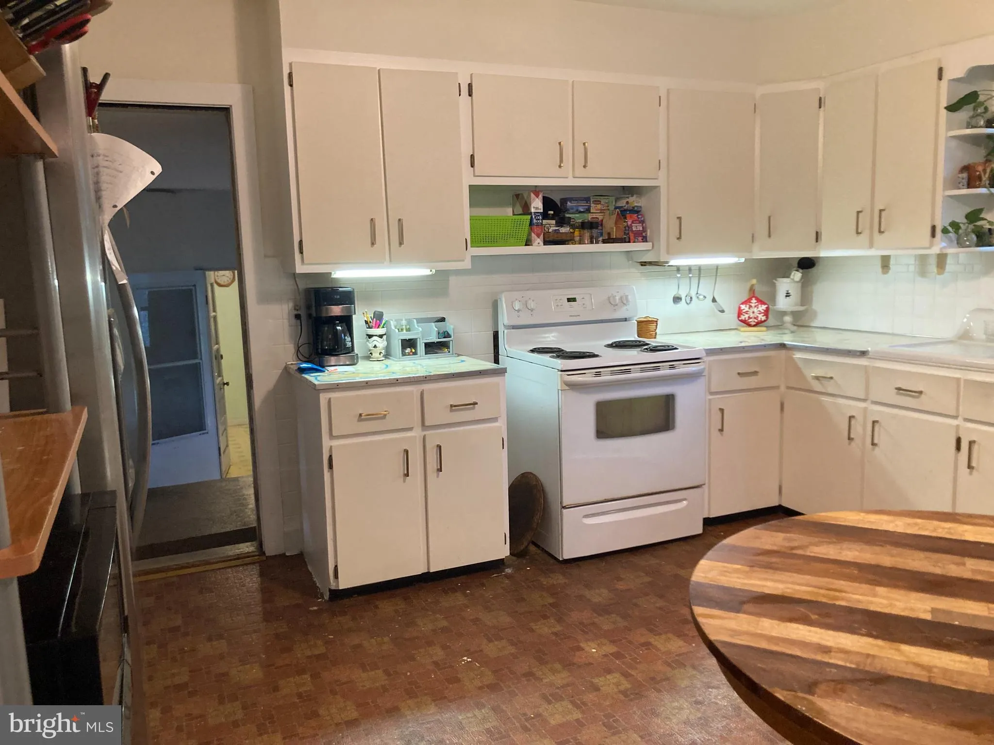 Riegelsville, Pennsylvania 18077, United States, 4 Bedrooms Bedrooms, ,2 BathroomsBathrooms,Residential,Active,169979