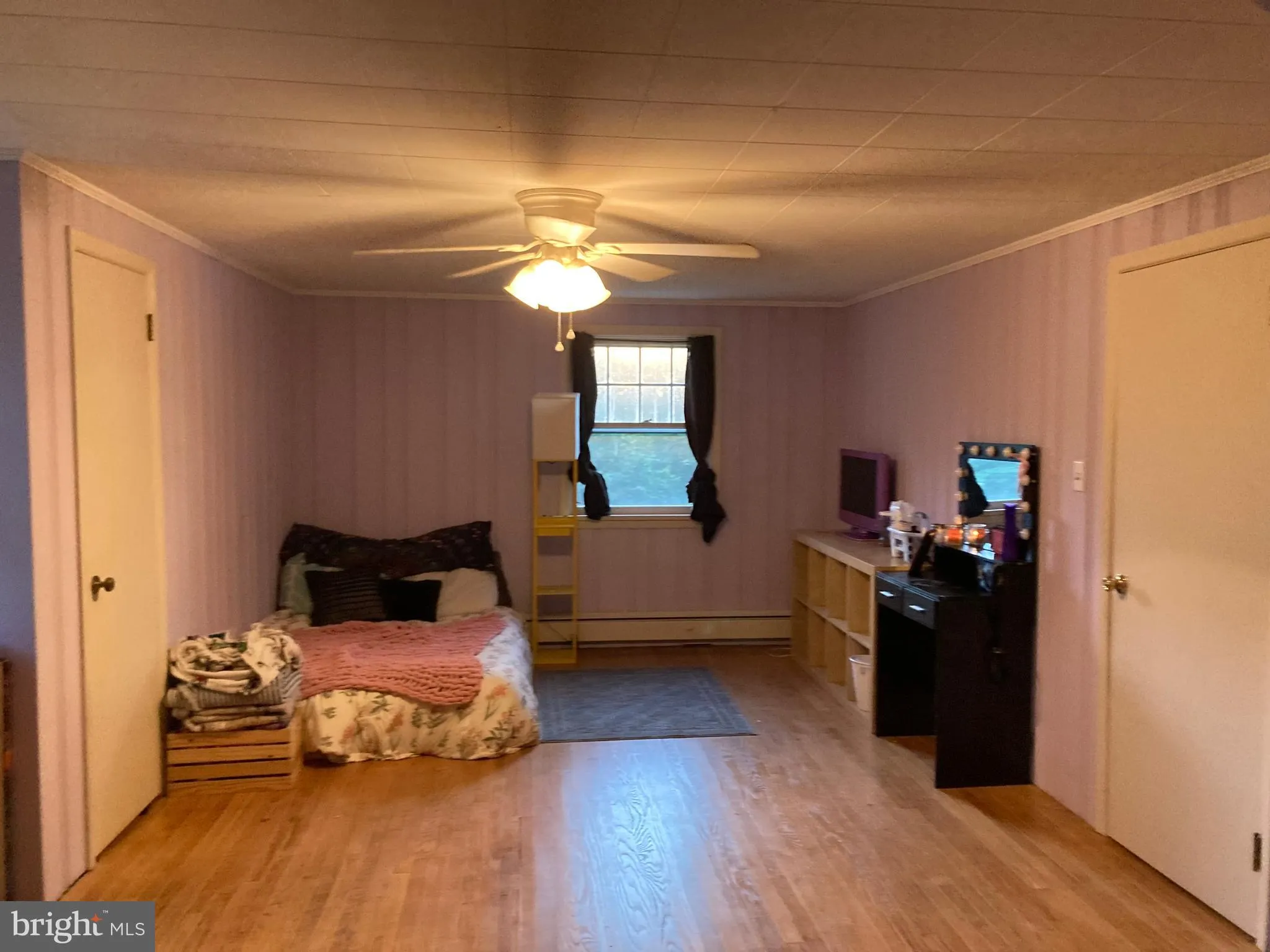 Riegelsville, Pennsylvania 18077, United States, 4 Bedrooms Bedrooms, ,2 BathroomsBathrooms,Residential,Active,169979