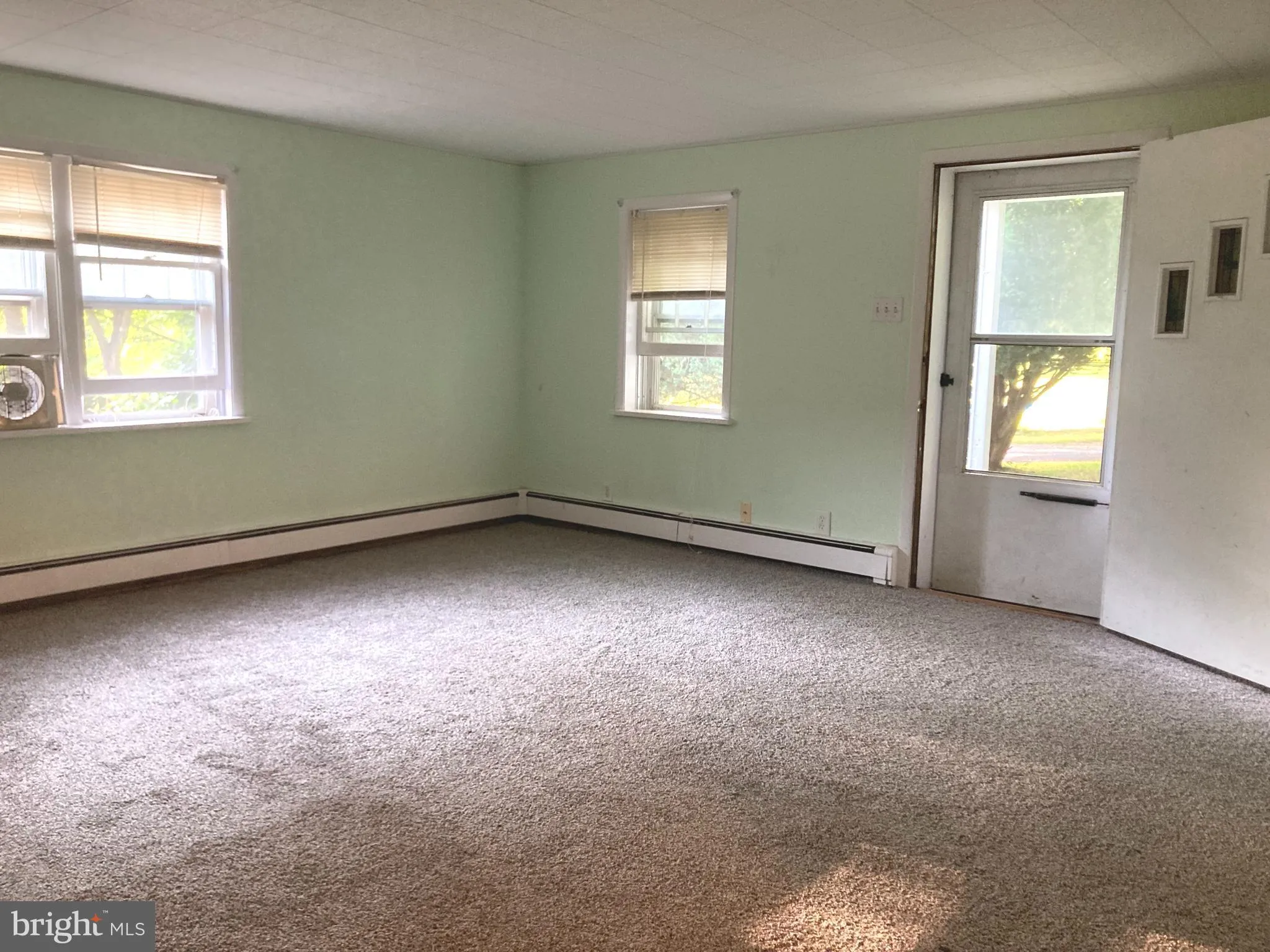 Riegelsville, Pennsylvania 18077, United States, 4 Bedrooms Bedrooms, ,2 BathroomsBathrooms,Residential,Active,169979