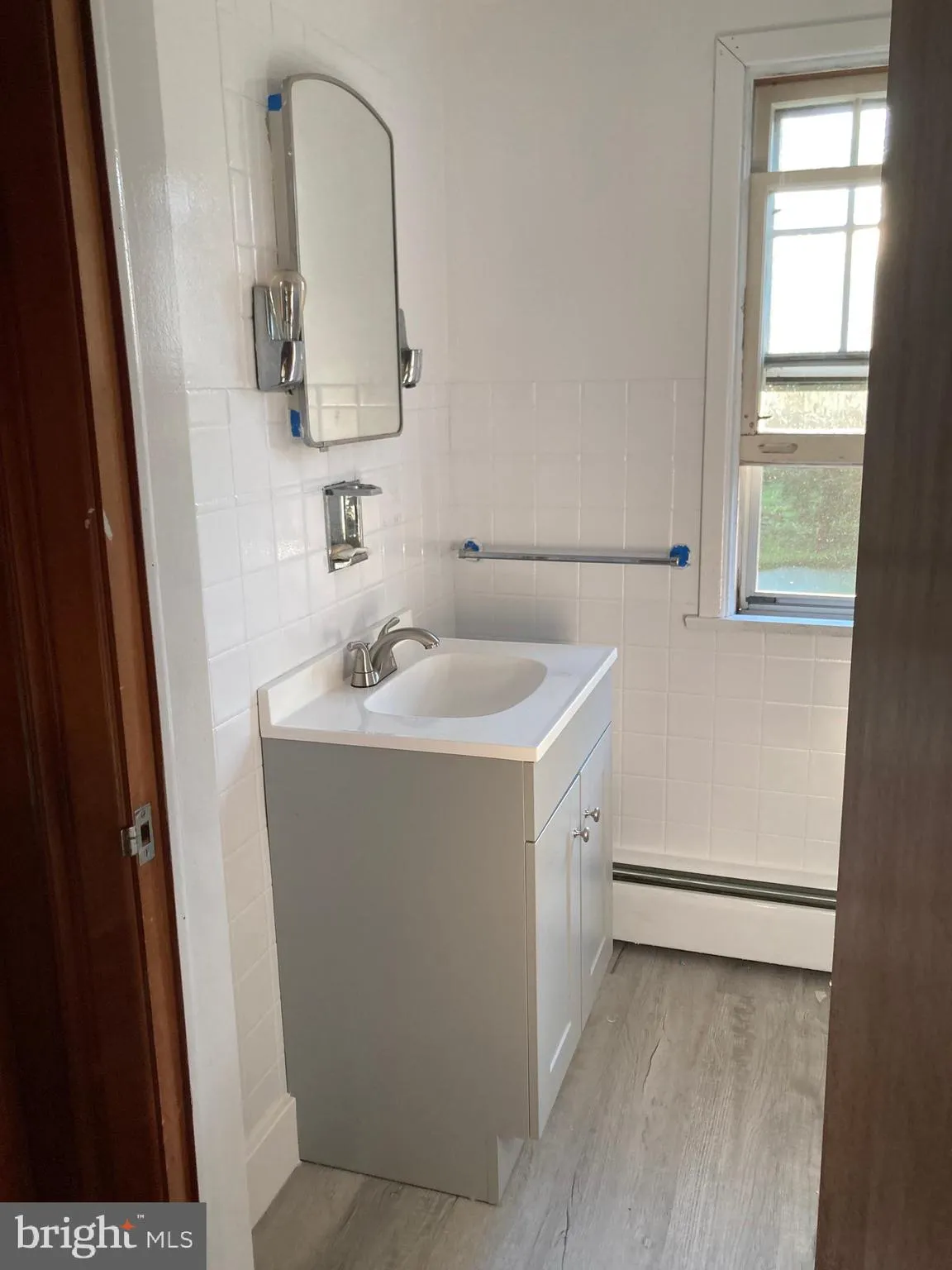 Riegelsville, Pennsylvania 18077, United States, 4 Bedrooms Bedrooms, ,2 BathroomsBathrooms,Residential,Active,169979