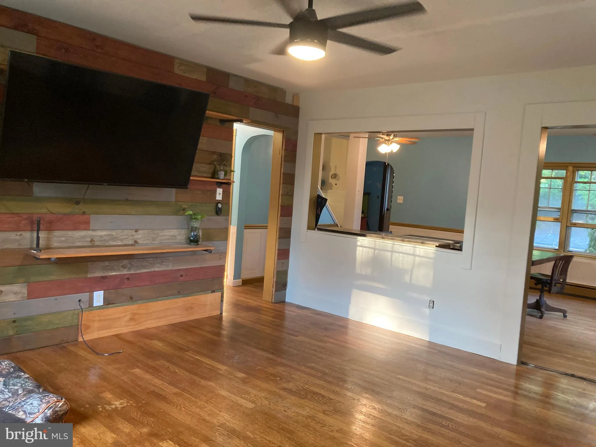 Riegelsville, Pennsylvania 18077, United States, 4 Bedrooms Bedrooms, ,2 BathroomsBathrooms,Residential,Active,169979