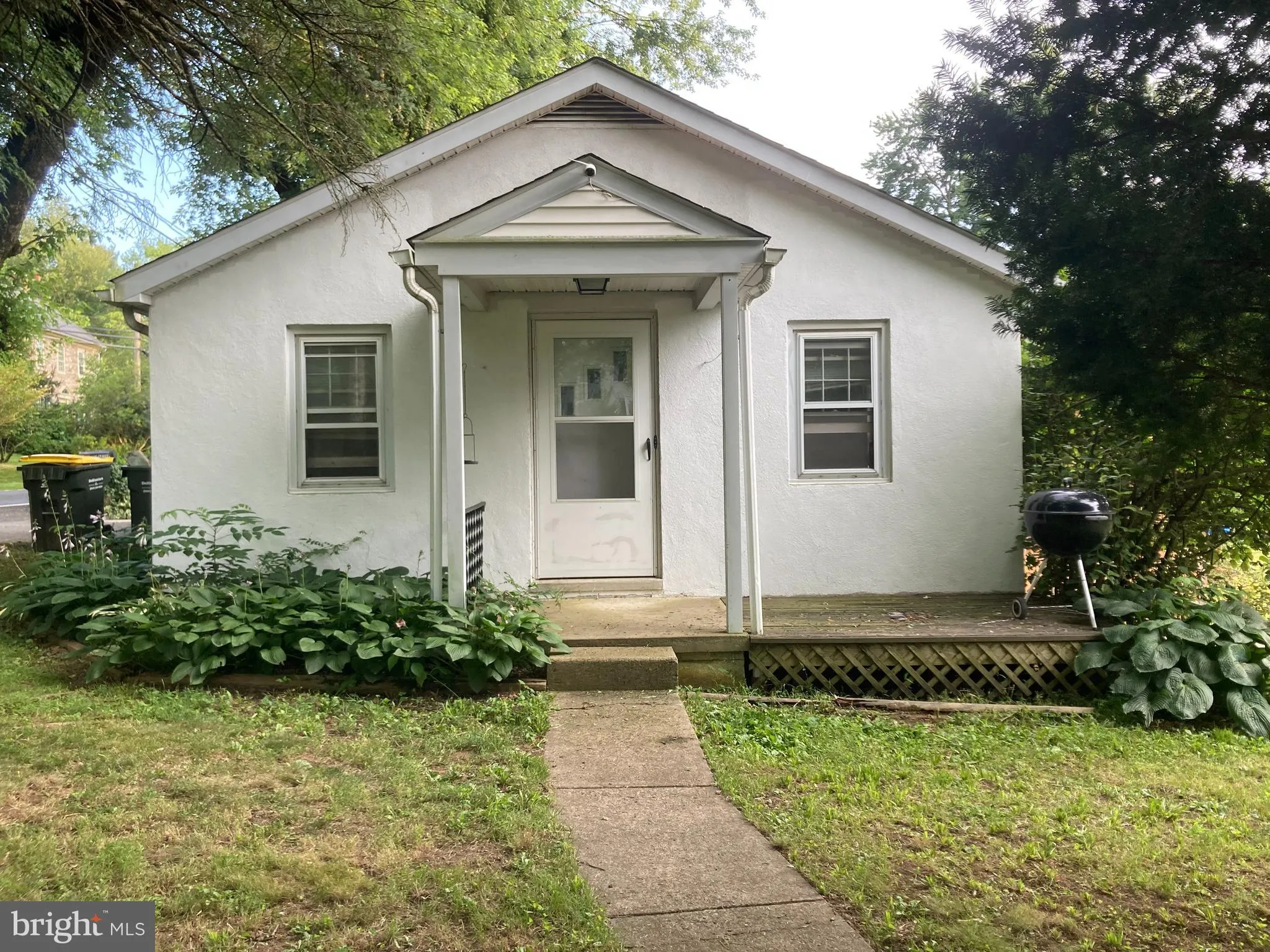 Riegelsville, Pennsylvania 18077, United States, 4 Bedrooms Bedrooms, ,2 BathroomsBathrooms,Residential,Active,169979