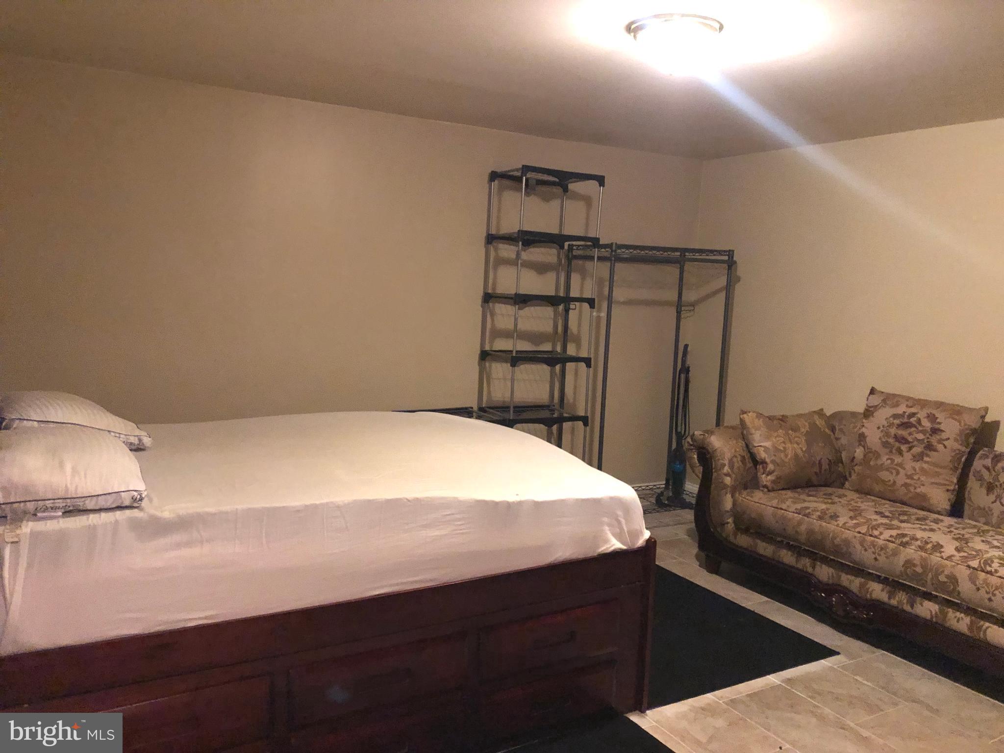 ROLLING MEADOWS - Residential