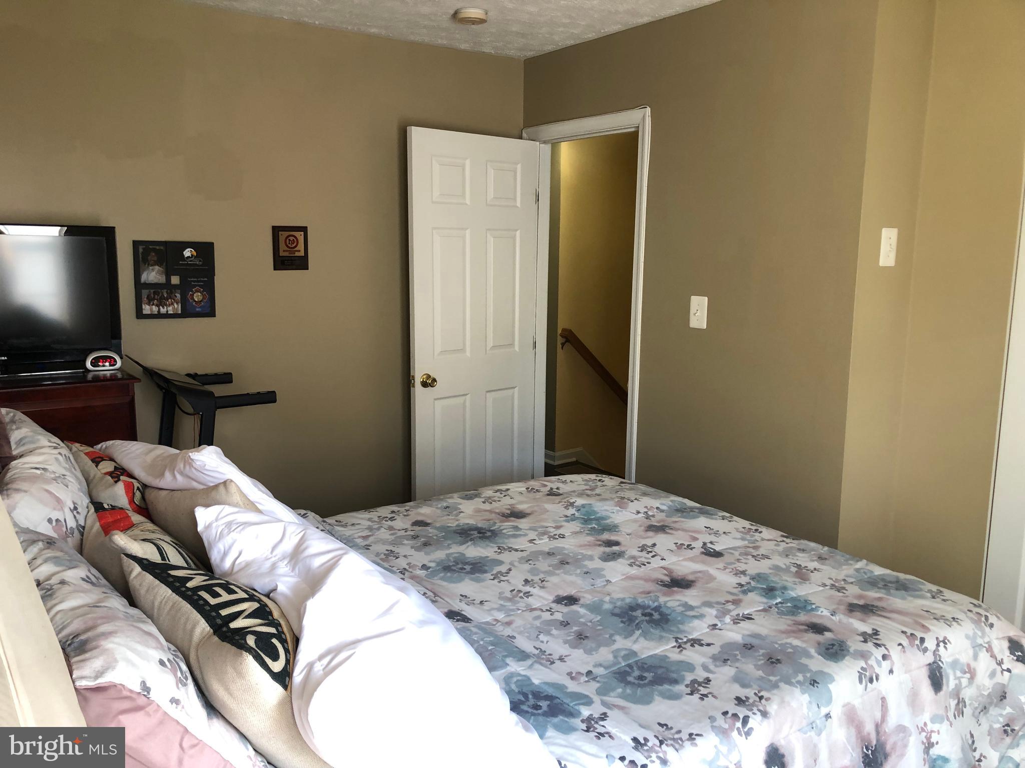 ROLLING MEADOWS - Residential