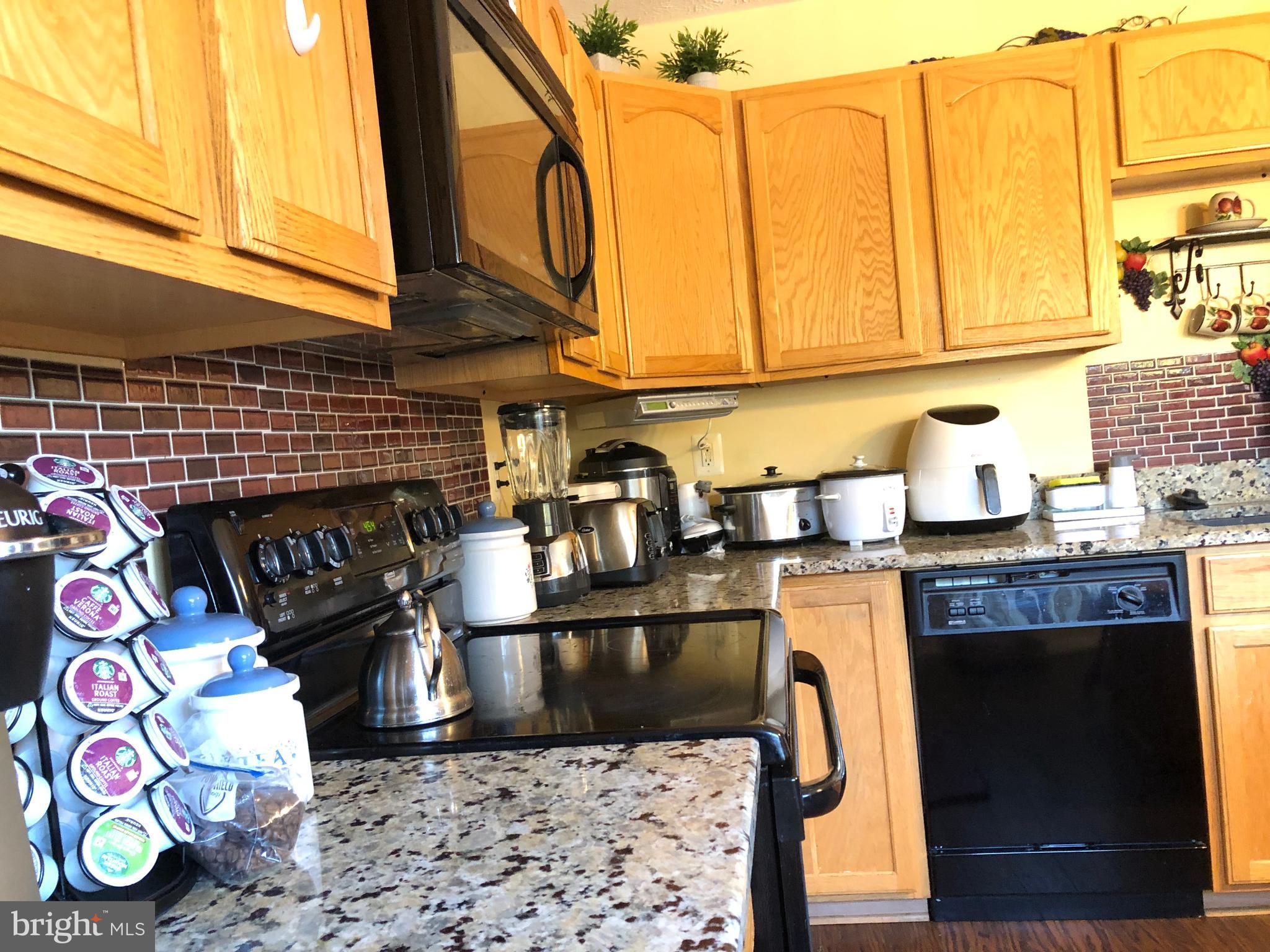 ROLLING MEADOWS - Residential