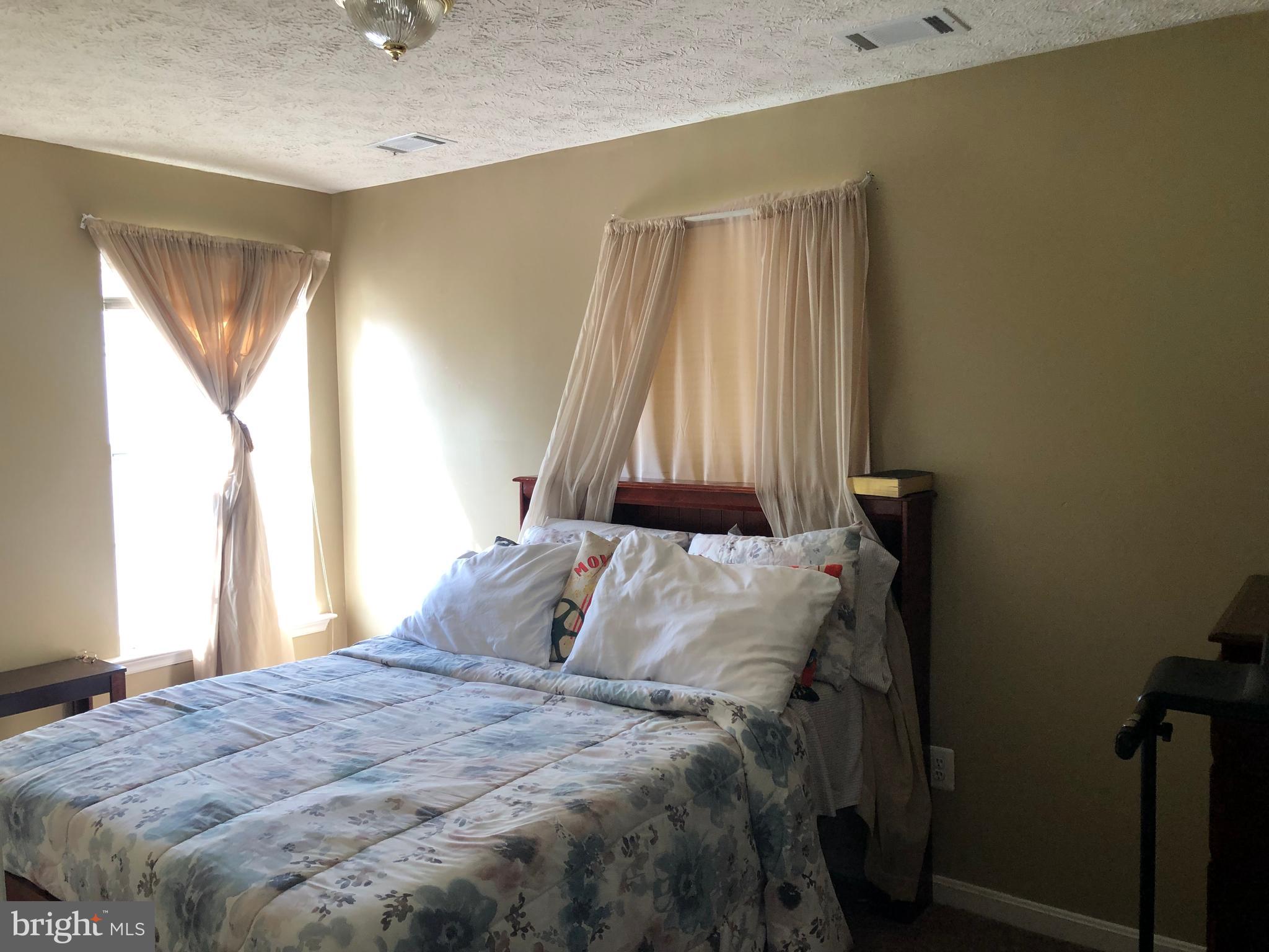 ROLLING MEADOWS - Residential