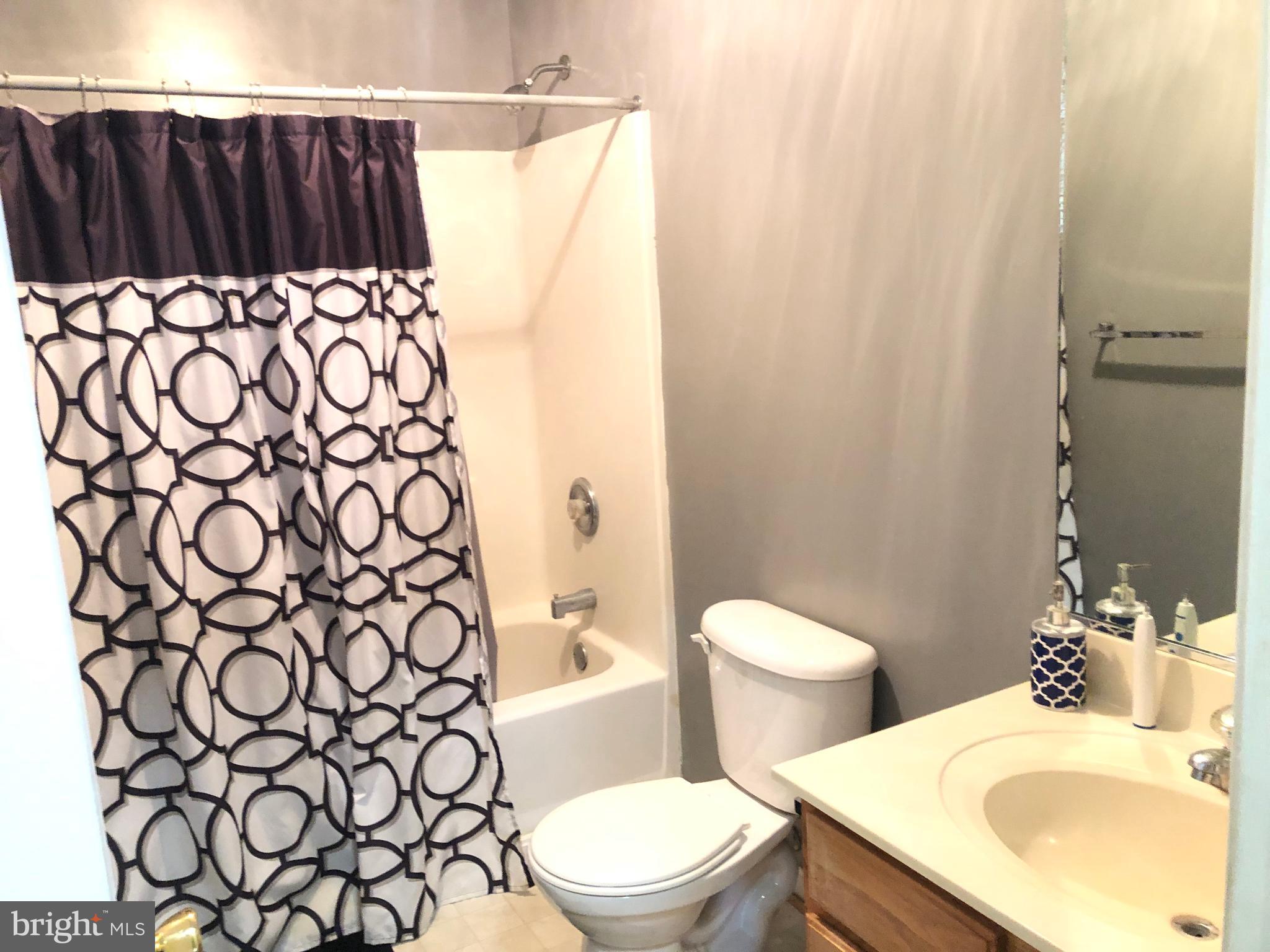 ROLLING MEADOWS - Residential